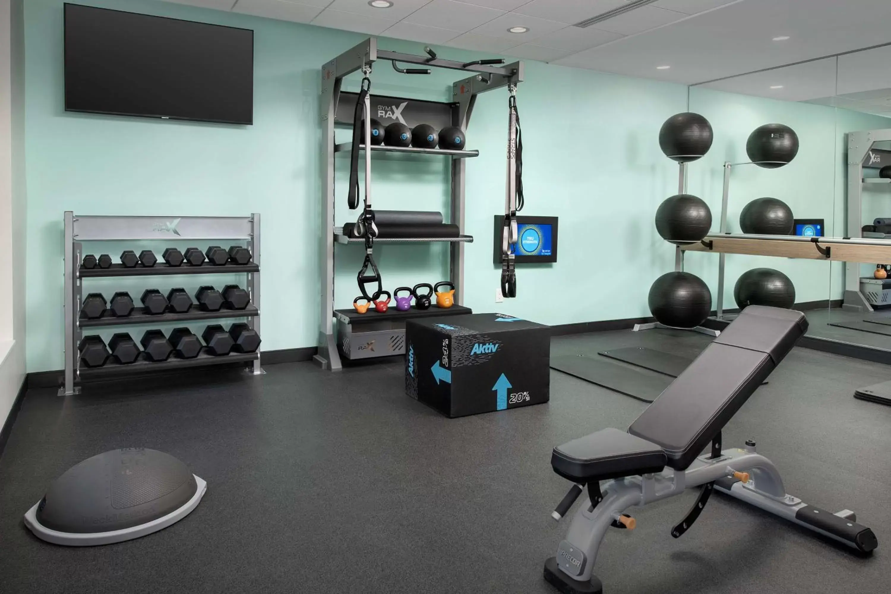 Fitness centre/facilities, Fitness Center/Facilities in Tru By Hilton Charleston Ashley Phosphate, Sc