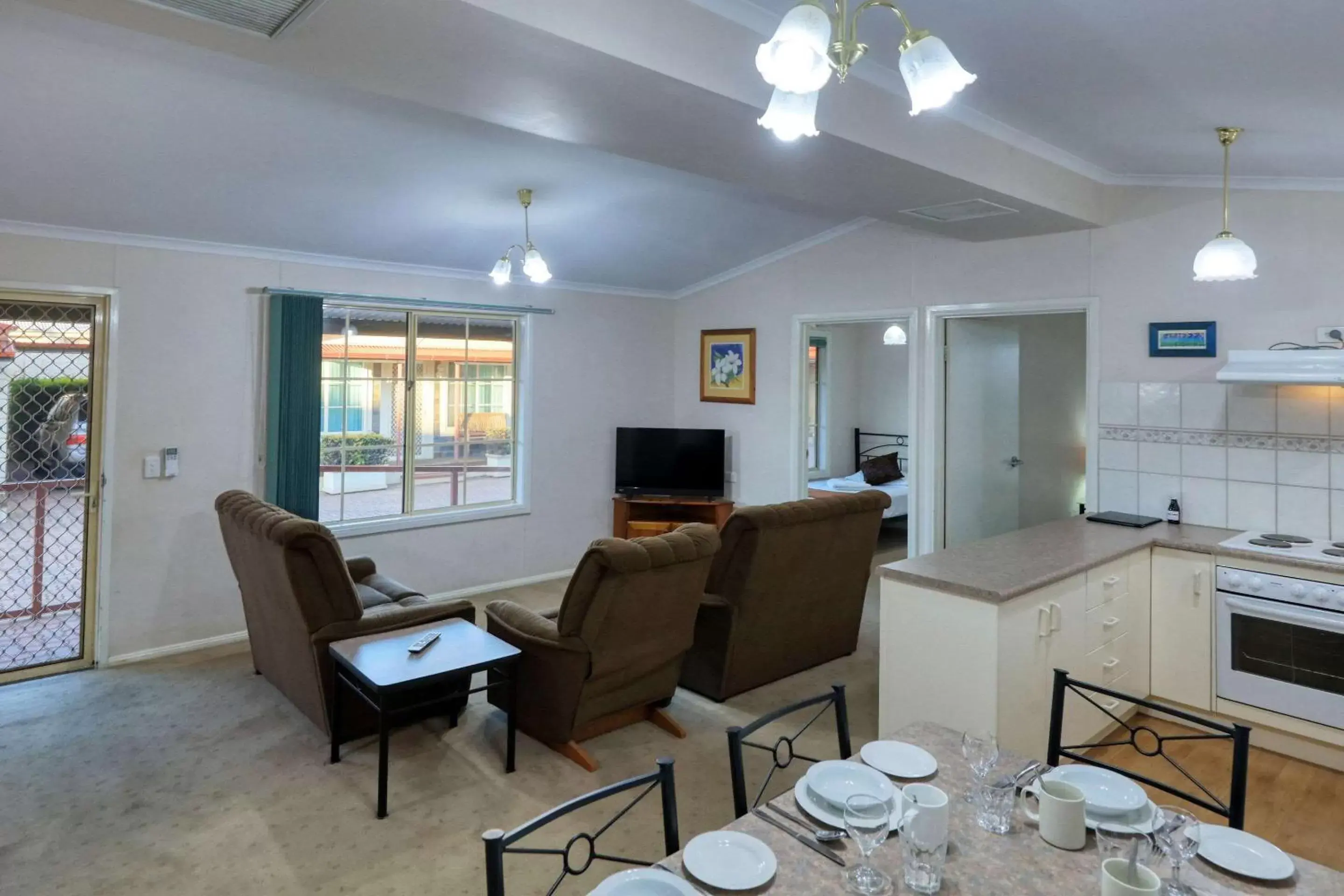 Living room, Seating Area in Comfort Inn Crystal Broken Hill