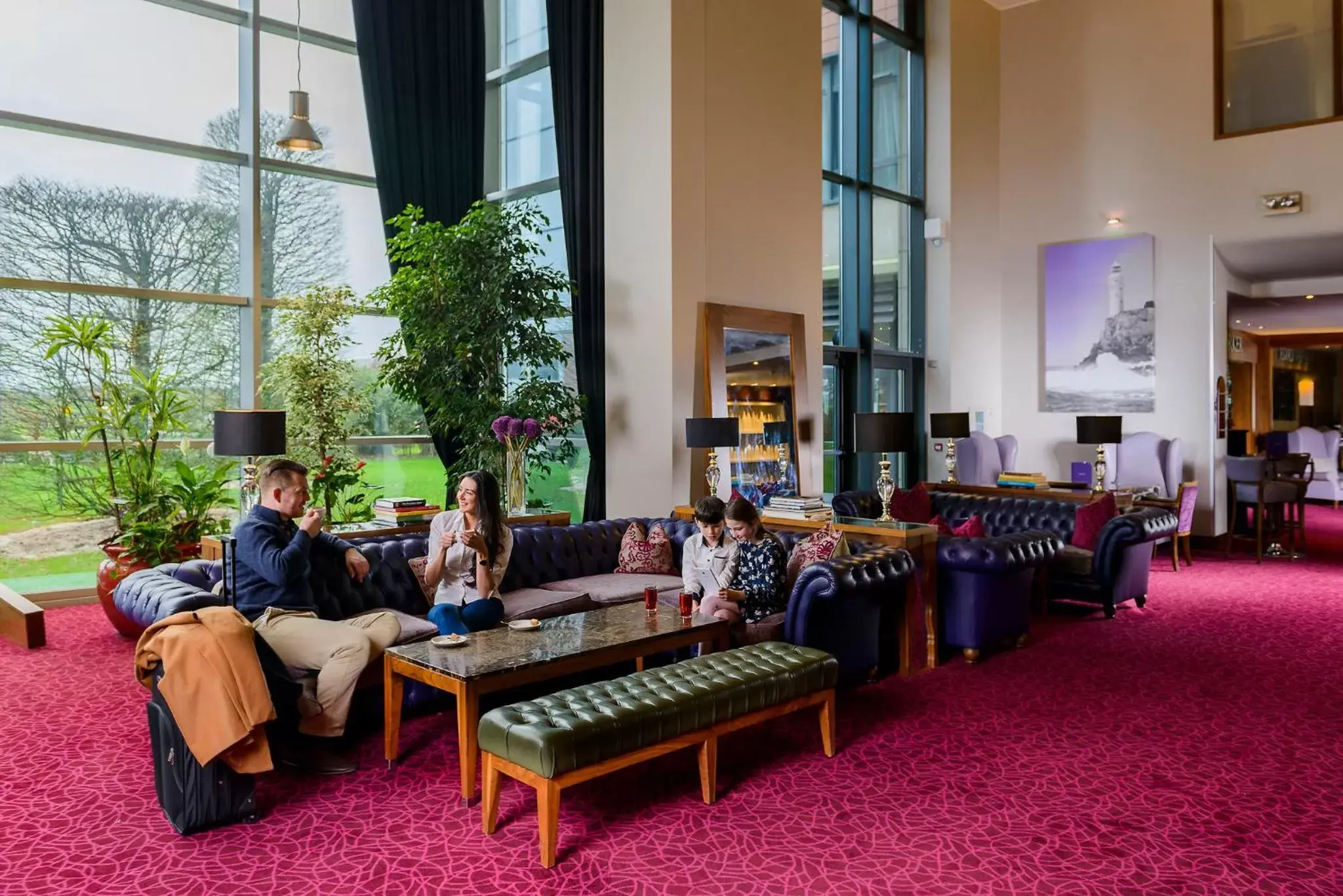 Communal lounge/ TV room in Cork International Hotel