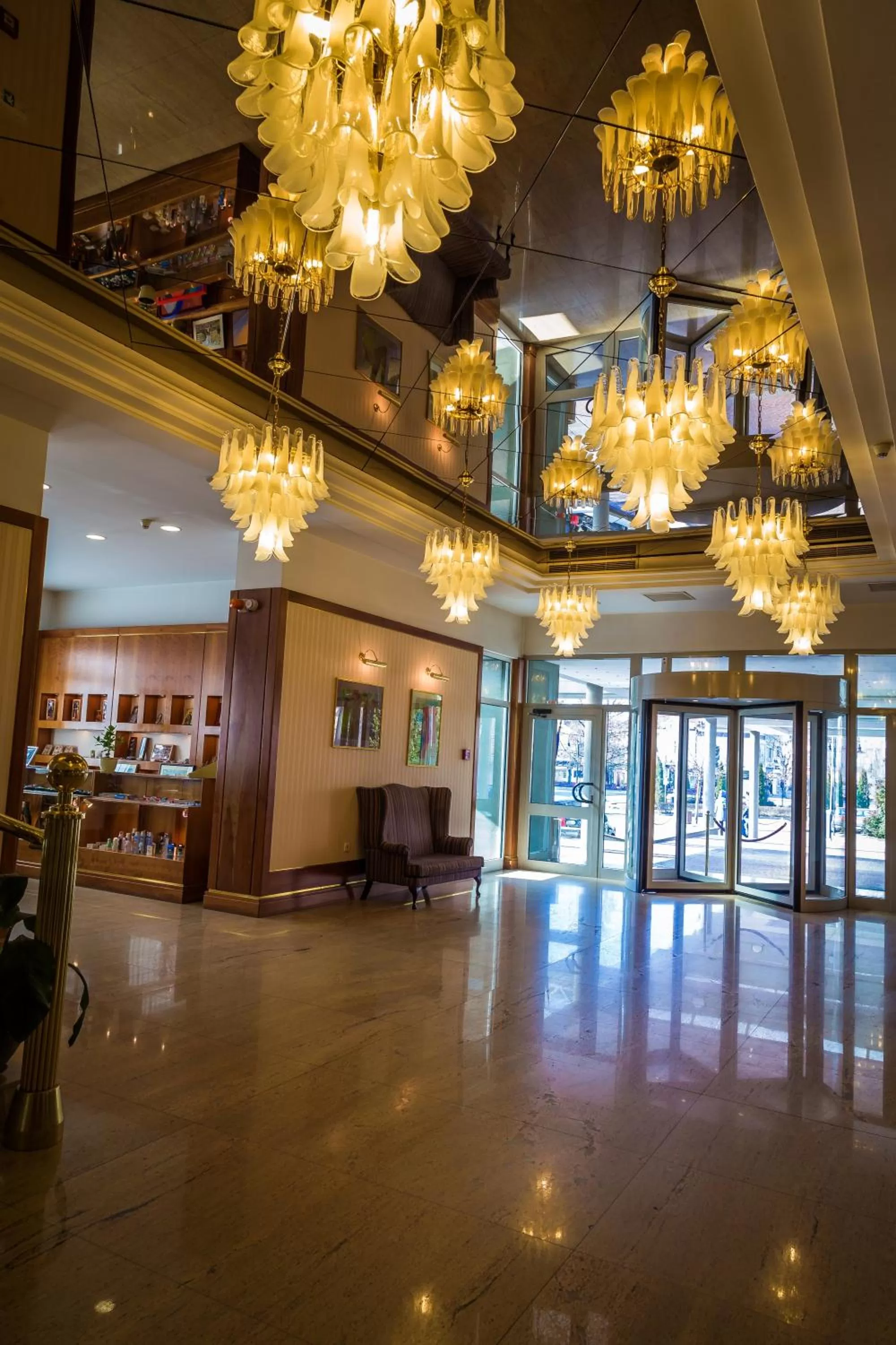 Animals in Hotel Sevlievo Plaza