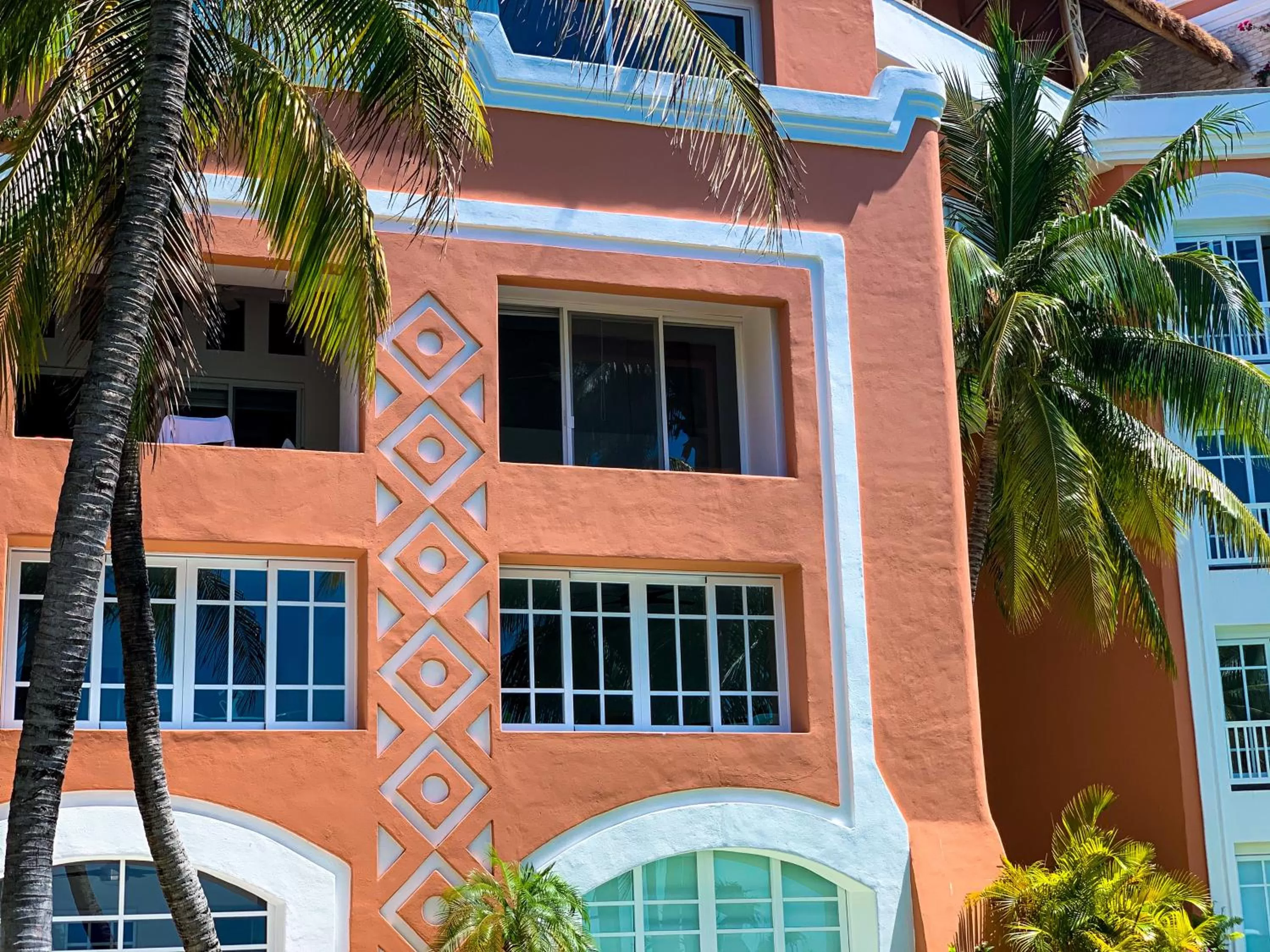 Property Building in Casa Tortugas Boutique Hotel - CANCUN Hidden Gem