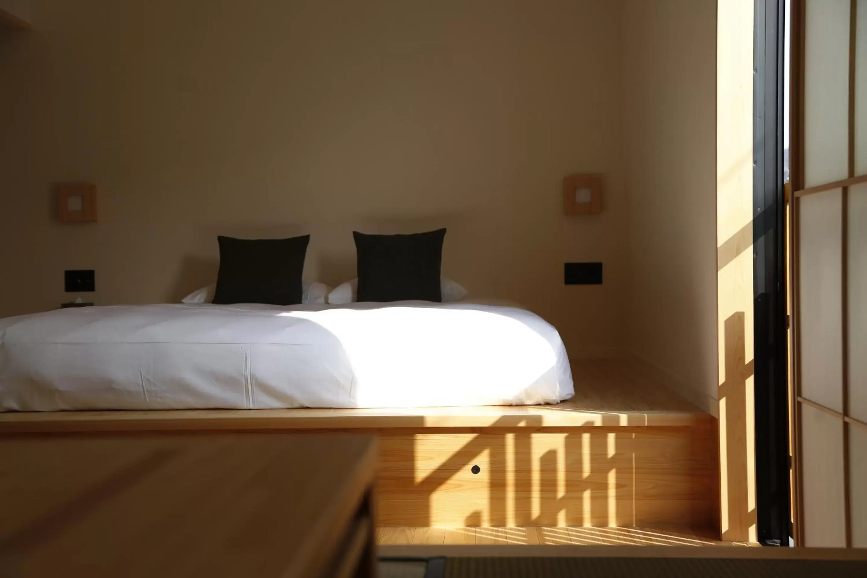 Bed in yubune Bed in yubune