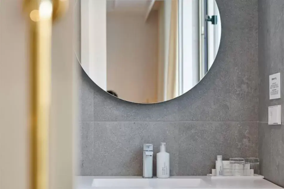 Bathroom in Cosmo Hotel Boutique