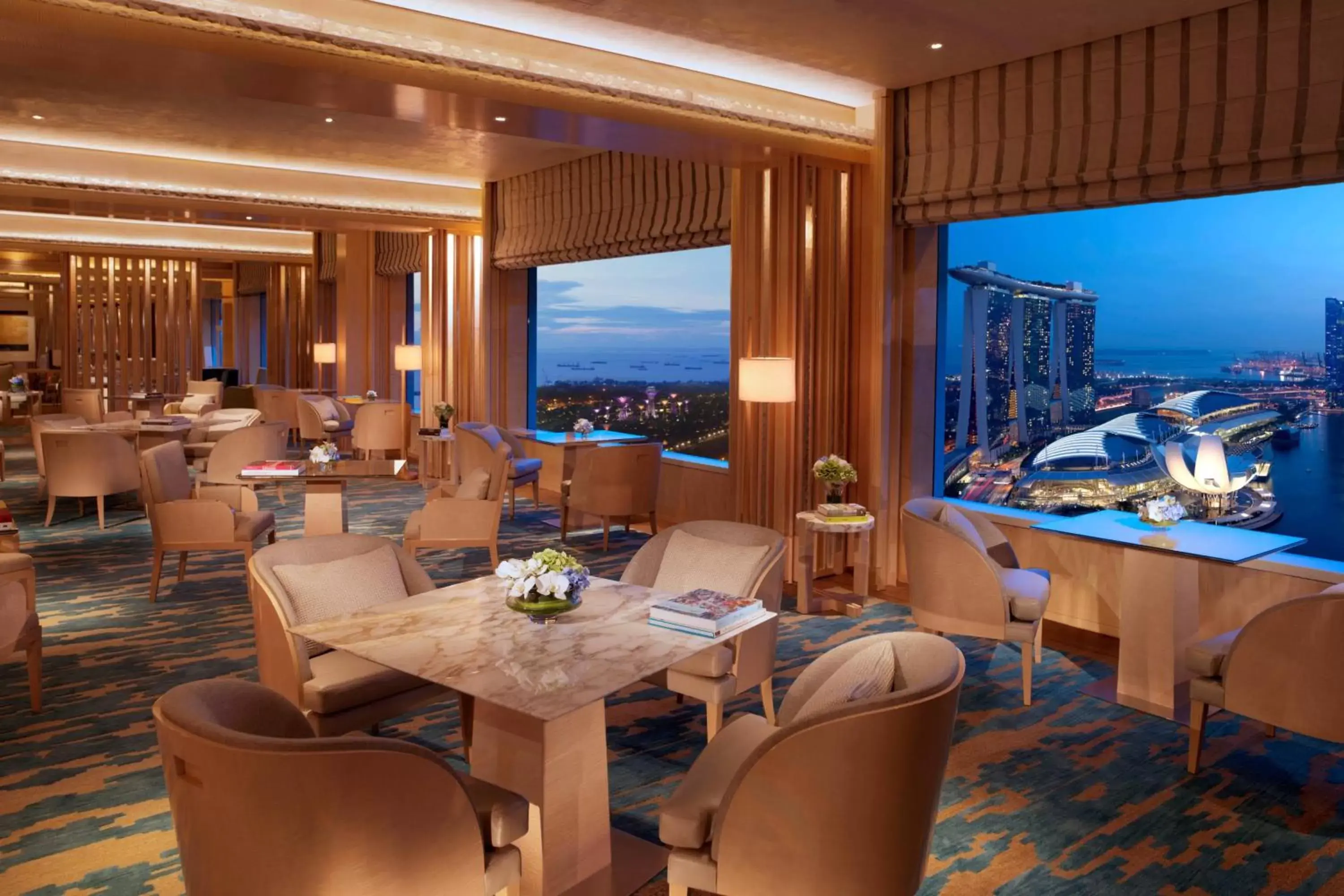 Lounge or bar, Restaurant/Places to Eat in The Ritz-Carlton, Millenia Singapore