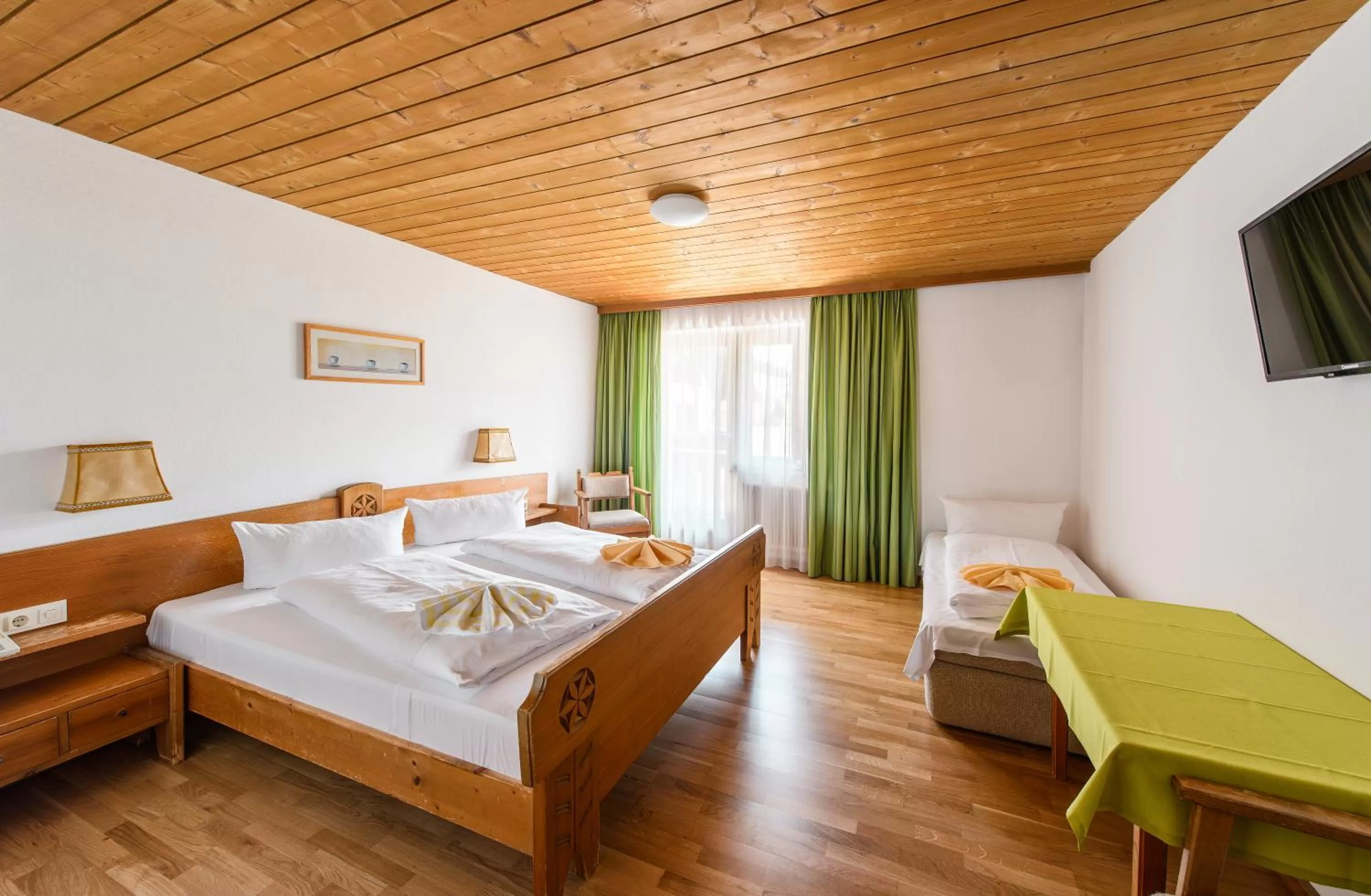 Bed in Bärenwirth - Hotel & Restaurant