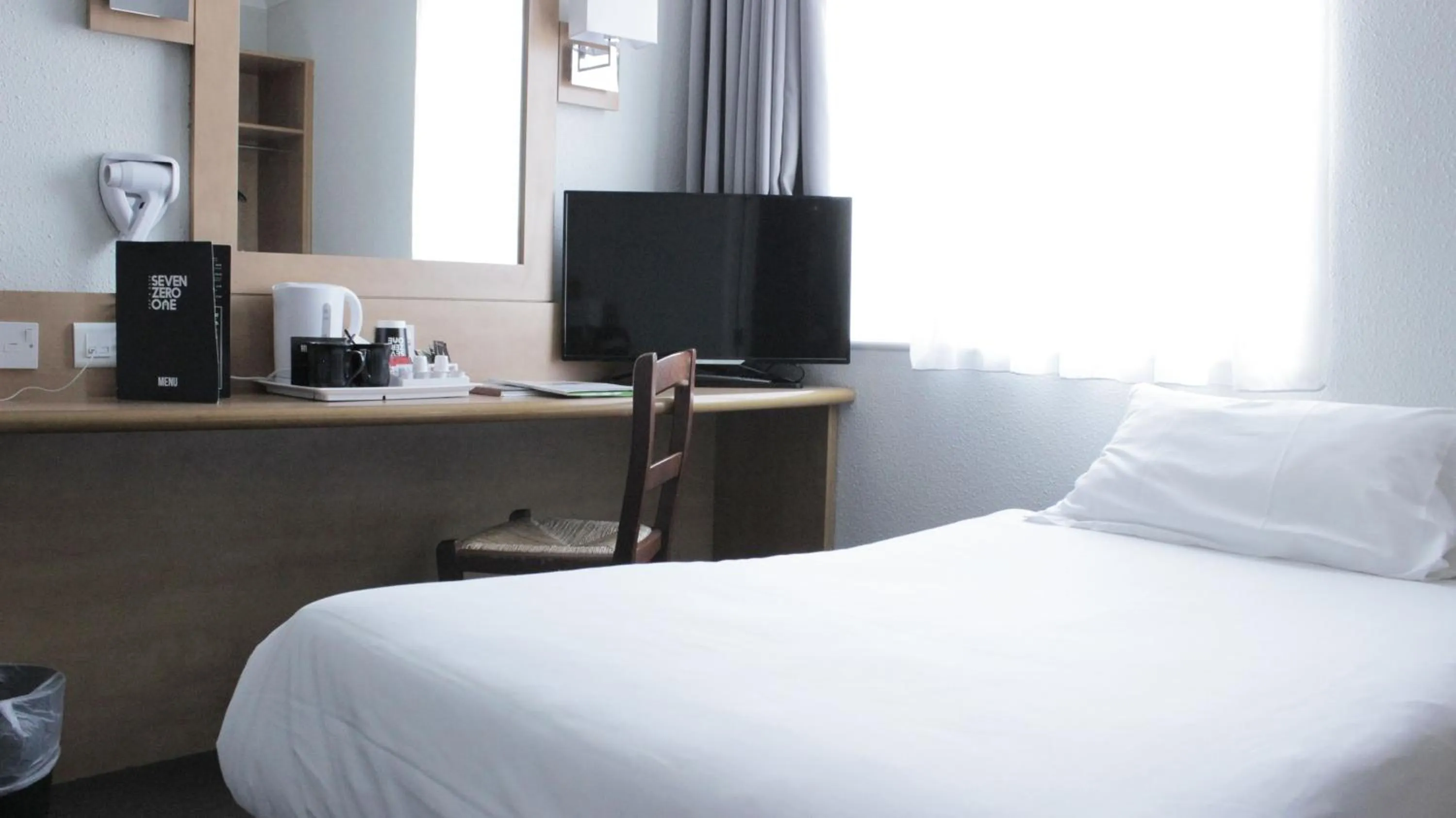 Bed in Campanile Liverpool