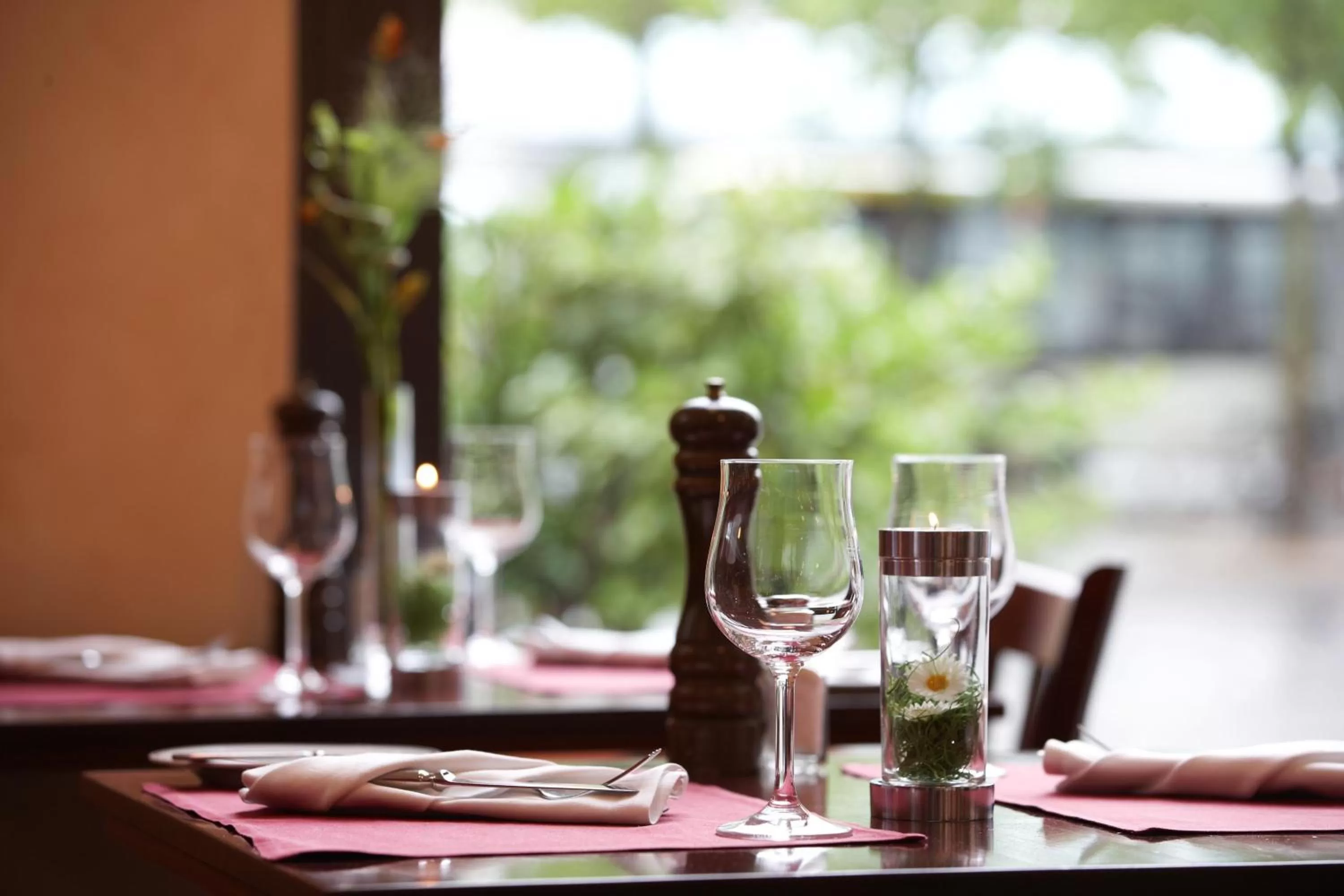 Restaurant/places to eat in IntercityHotel Bremen