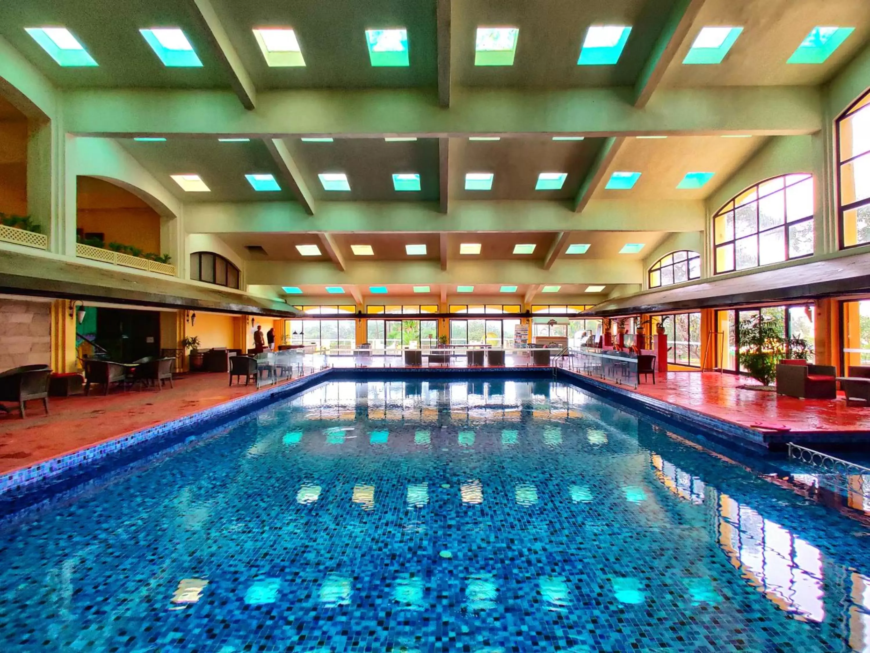Swimming Pool in Fariyas Resort Lonavala