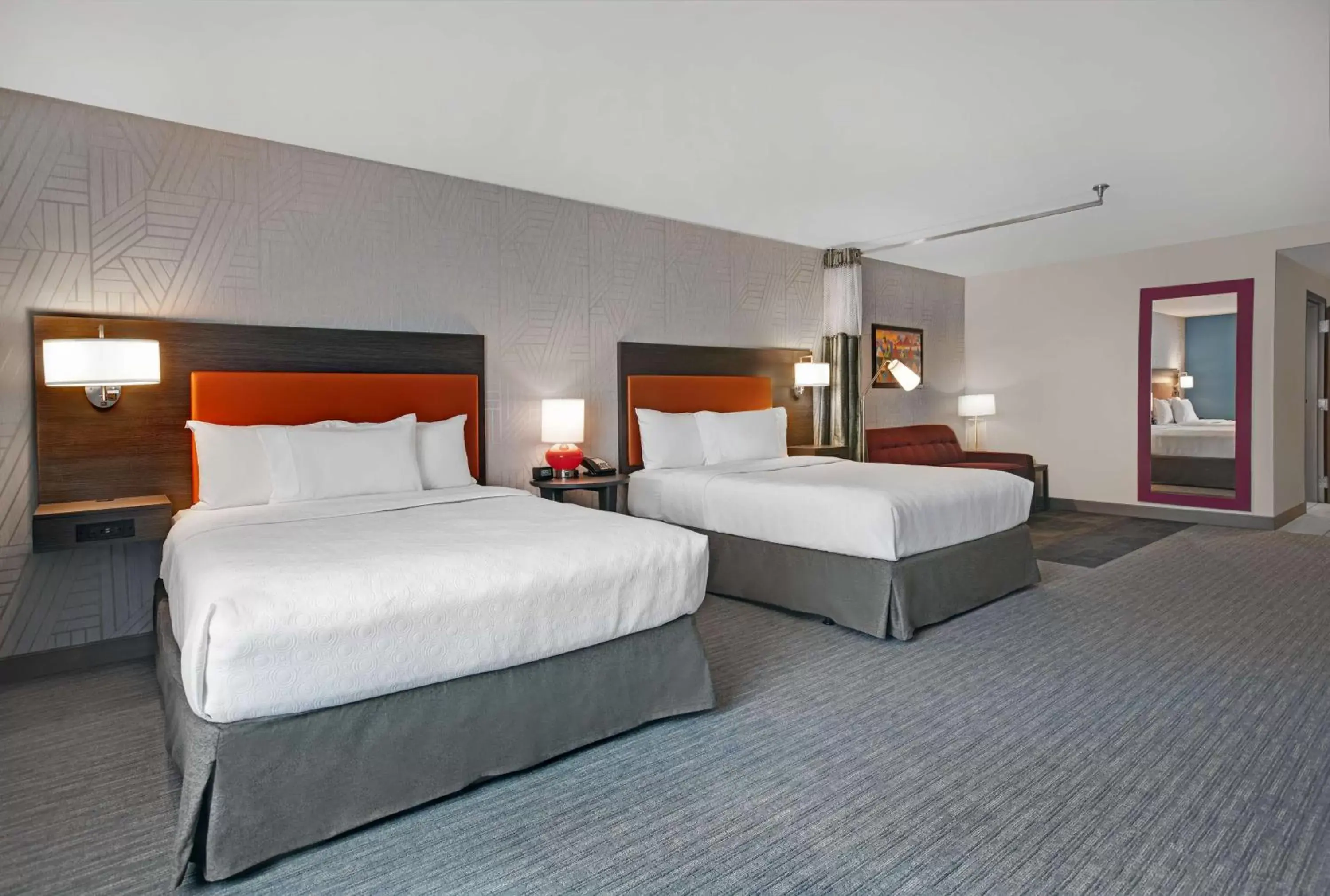 Bed in Home2 Suites By Hilton Asheville Airport
