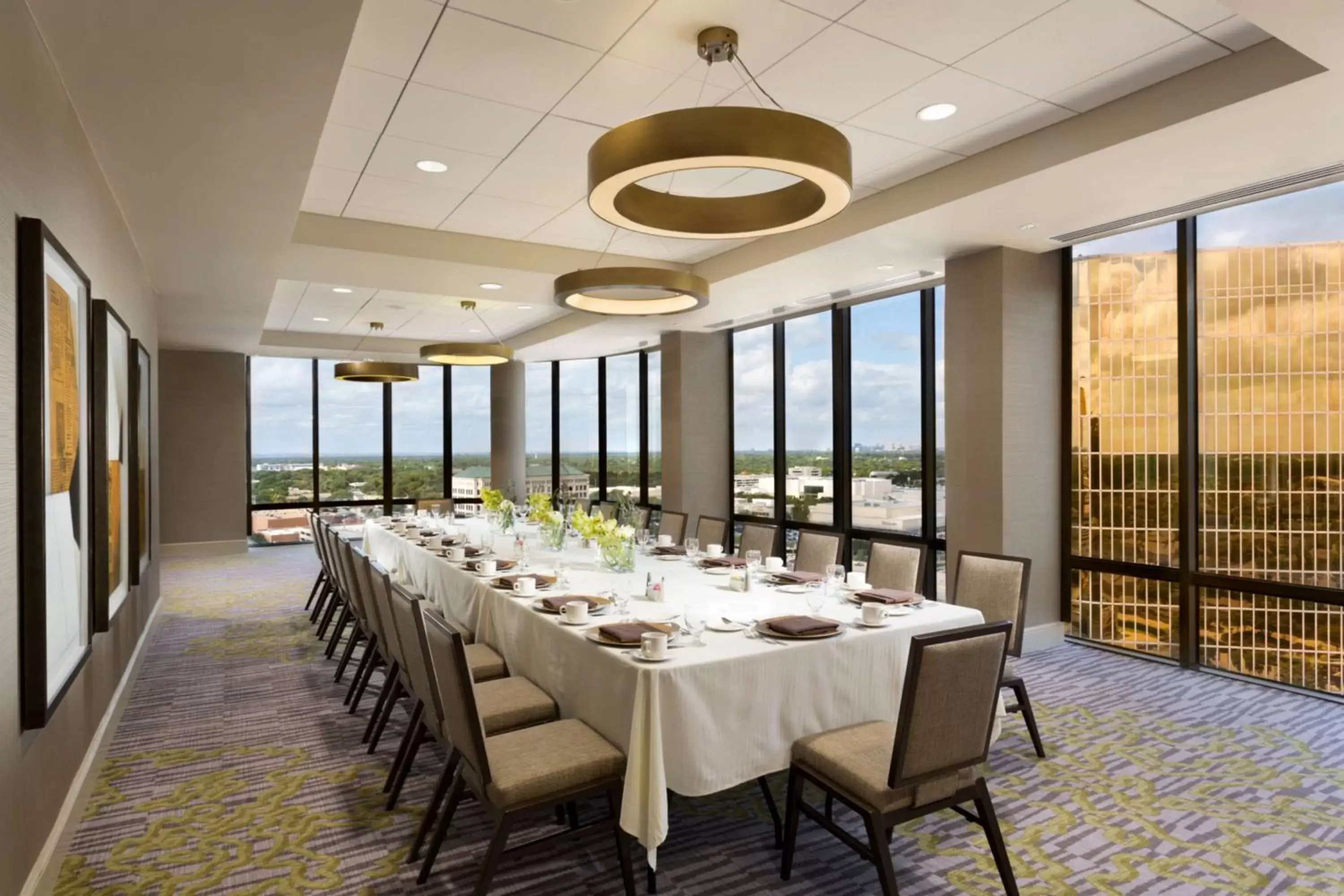 Meeting/conference room in DoubleTree by Hilton Hotel Dallas Campbell Centre
