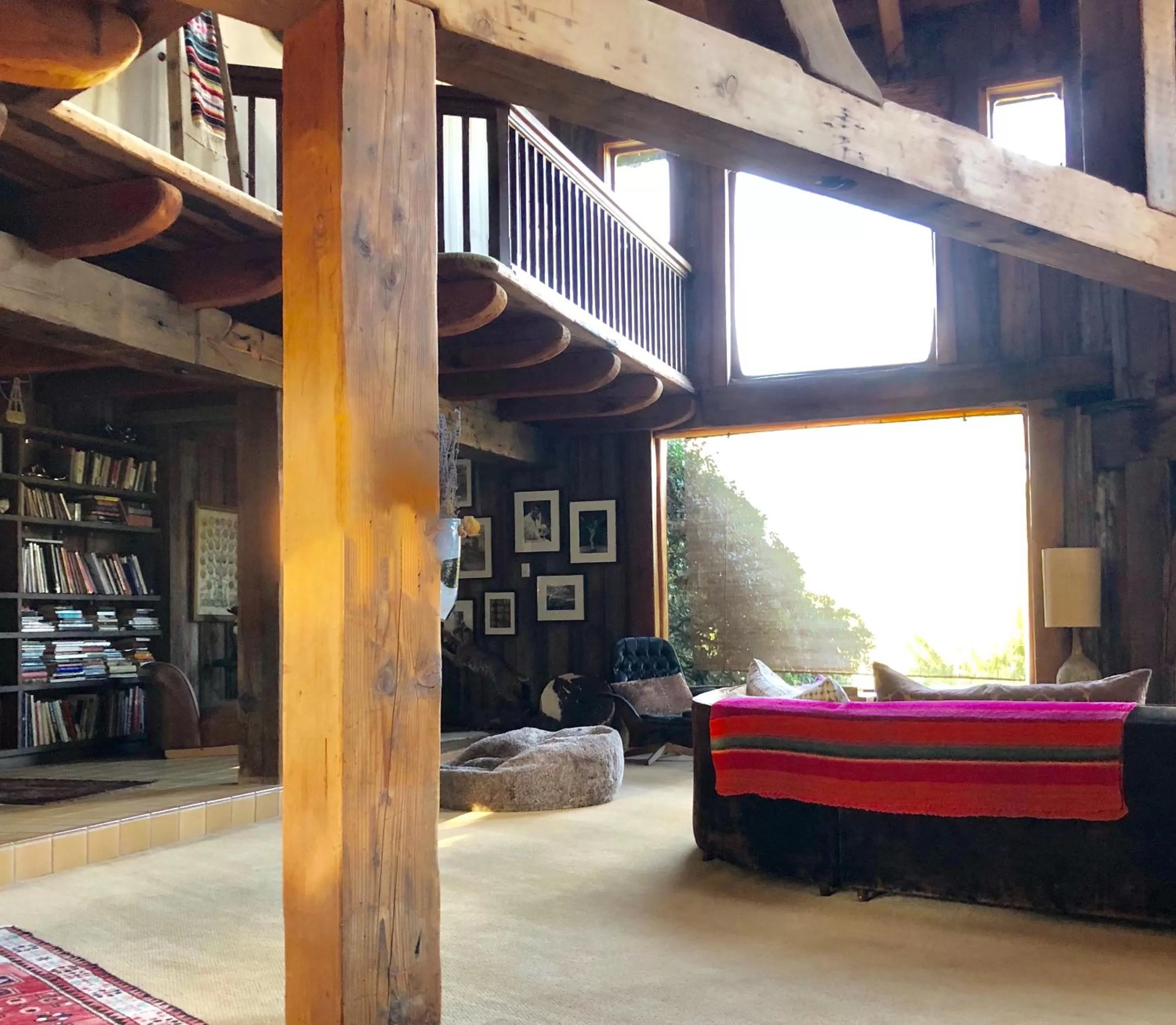 Decorative detail in Inn Paradiso