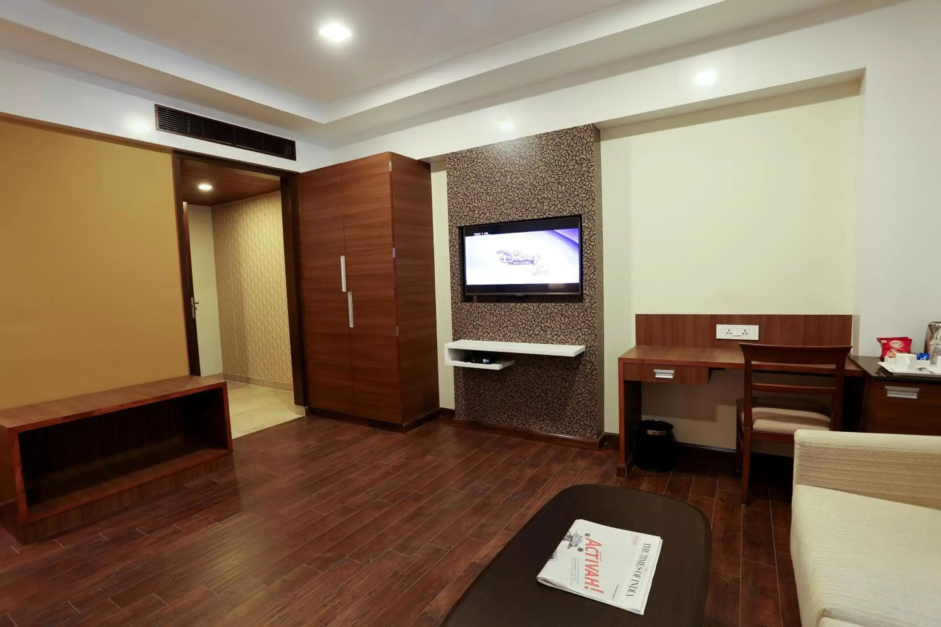 Seating area, TV/Entertainment Center in Hotel Seetharam Select