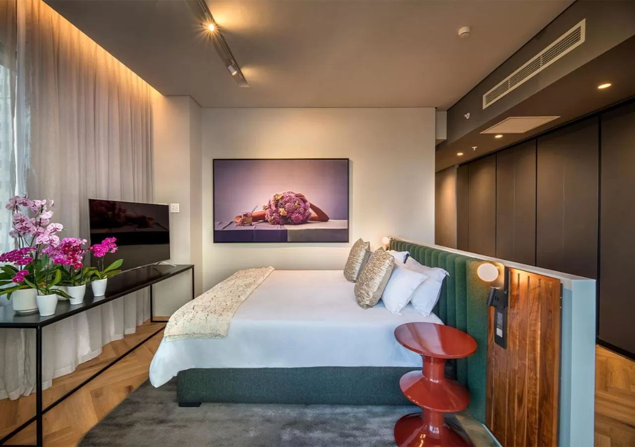 Photo of the whole room in The Rockefeller Hotel by NEWMARK