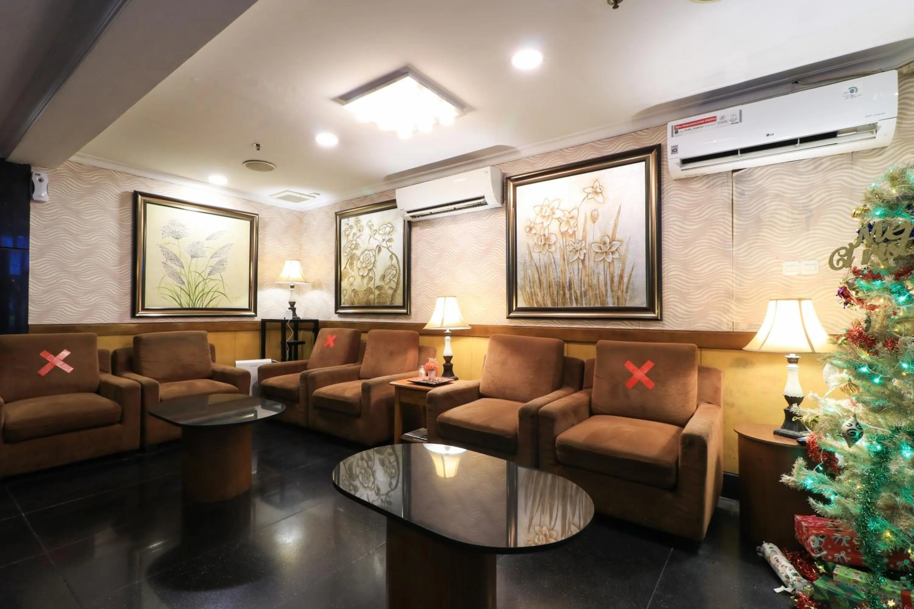 Lobby or reception in Coins Hotel Jakarta