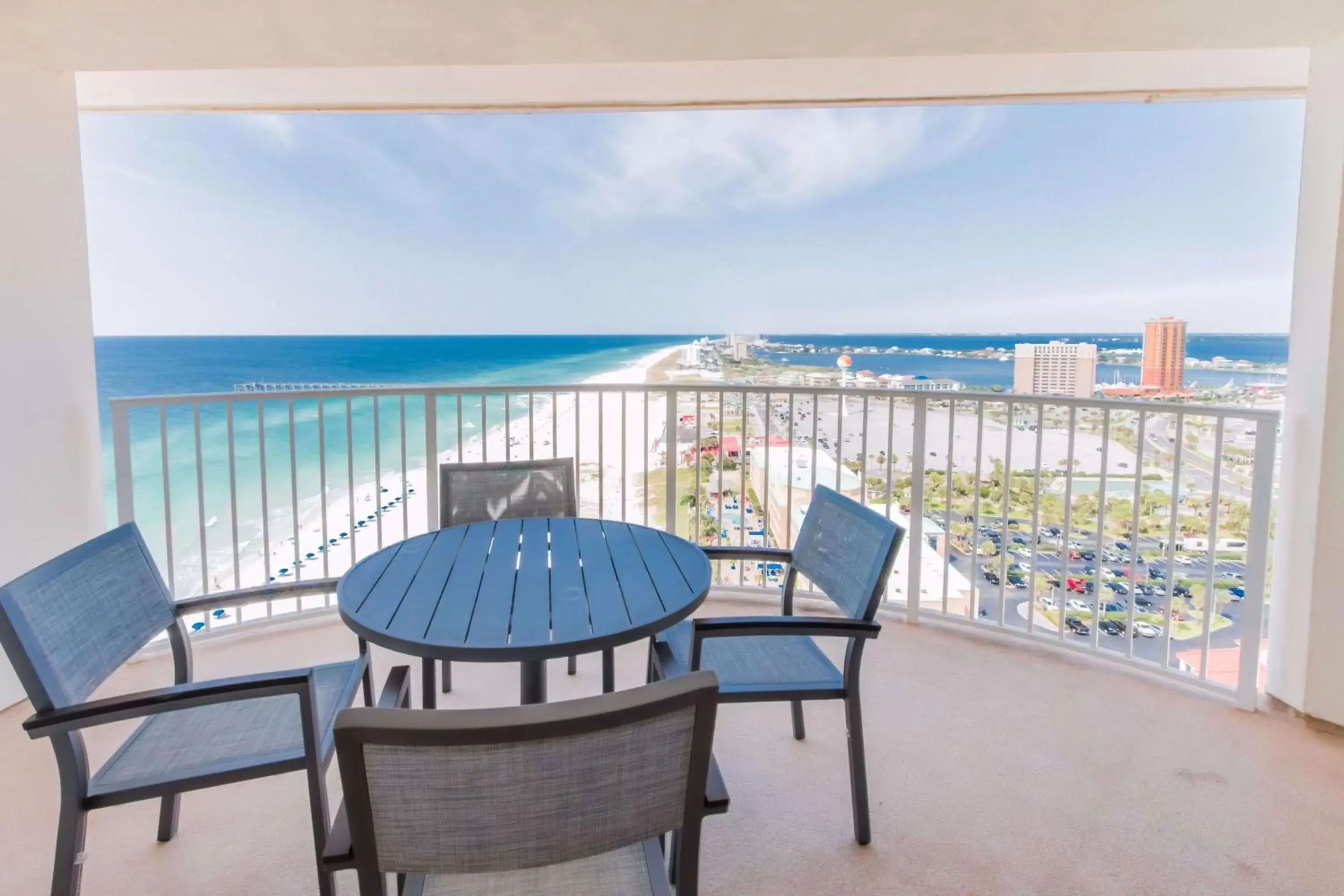View (from property/room), Balcony/Terrace in Hilton Pensacola Beach