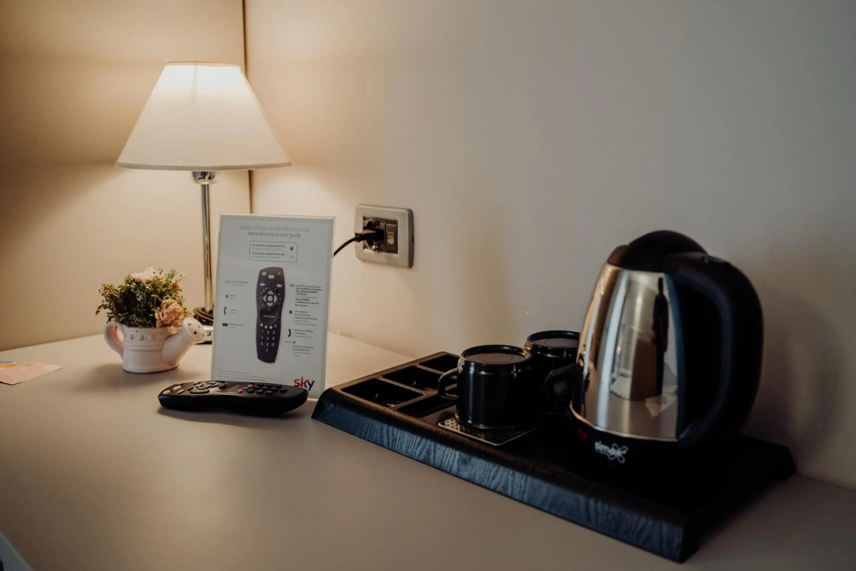Coffee/tea facilities in Hotel Niagara