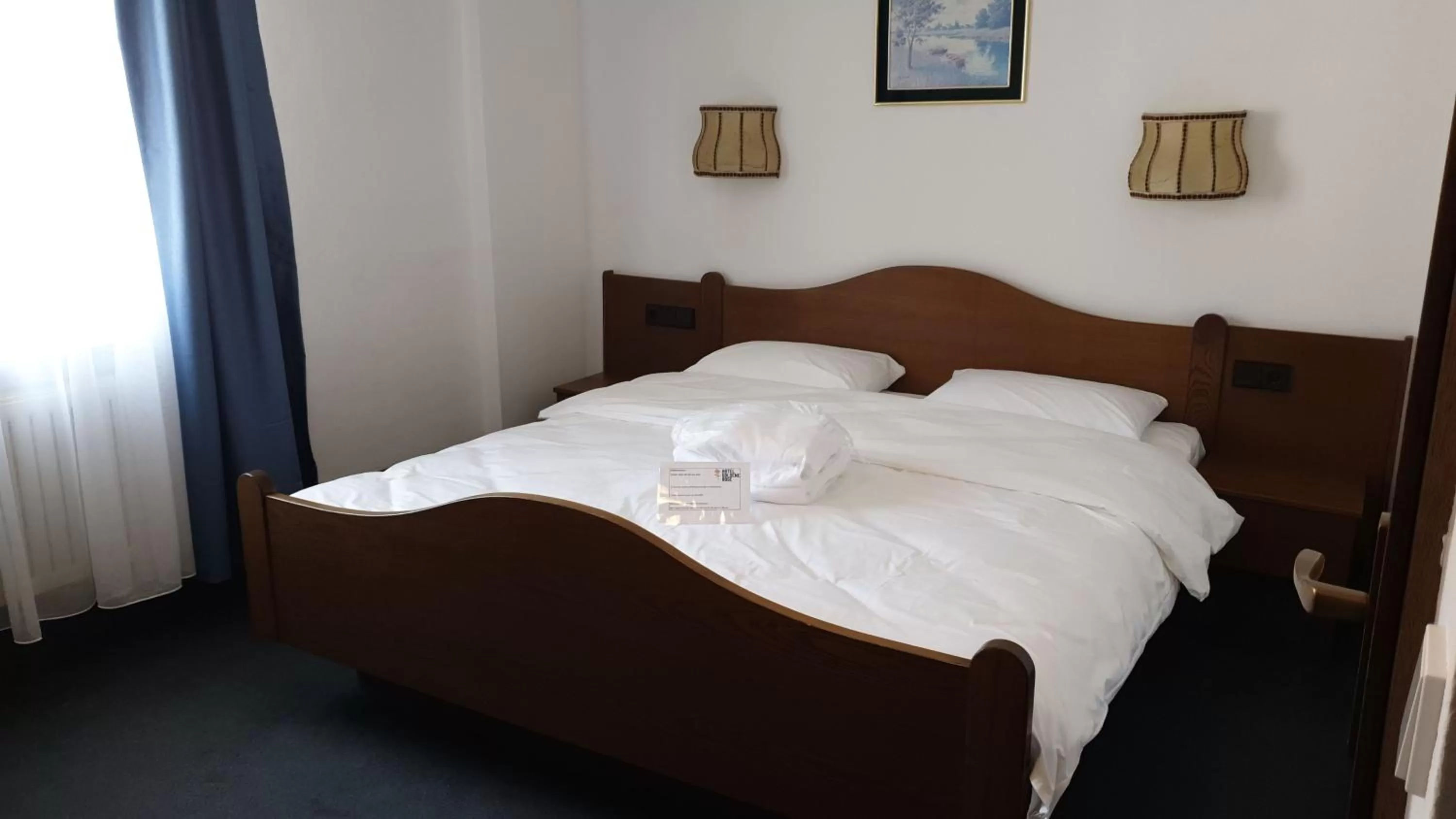 Photo of the whole room, Bed in Hotel Goldene Rose