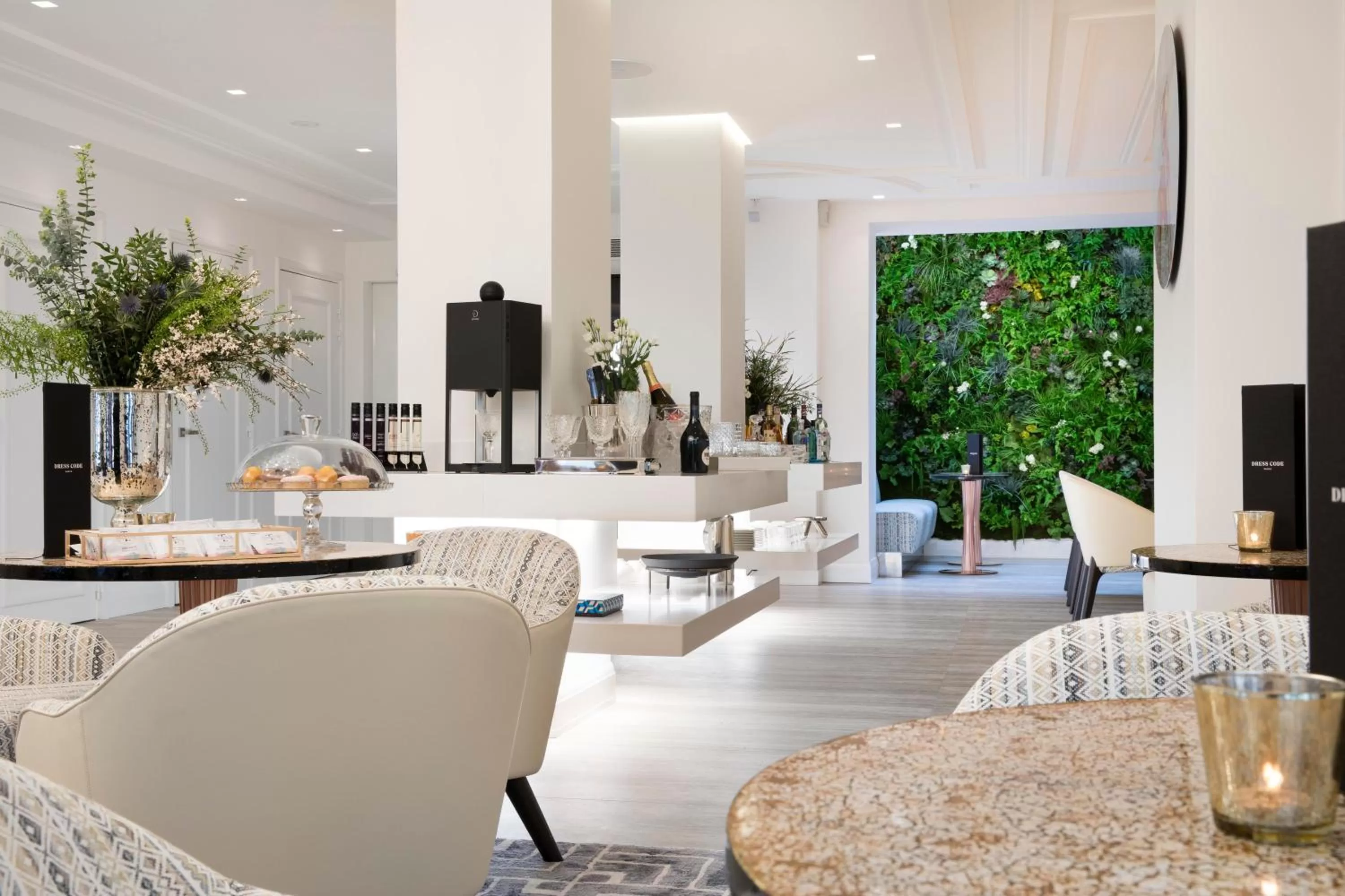 Living room in Hôtel Dress Code