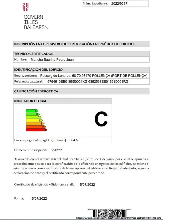 Certificate/Award in Hoposa Uyal 4 Sup