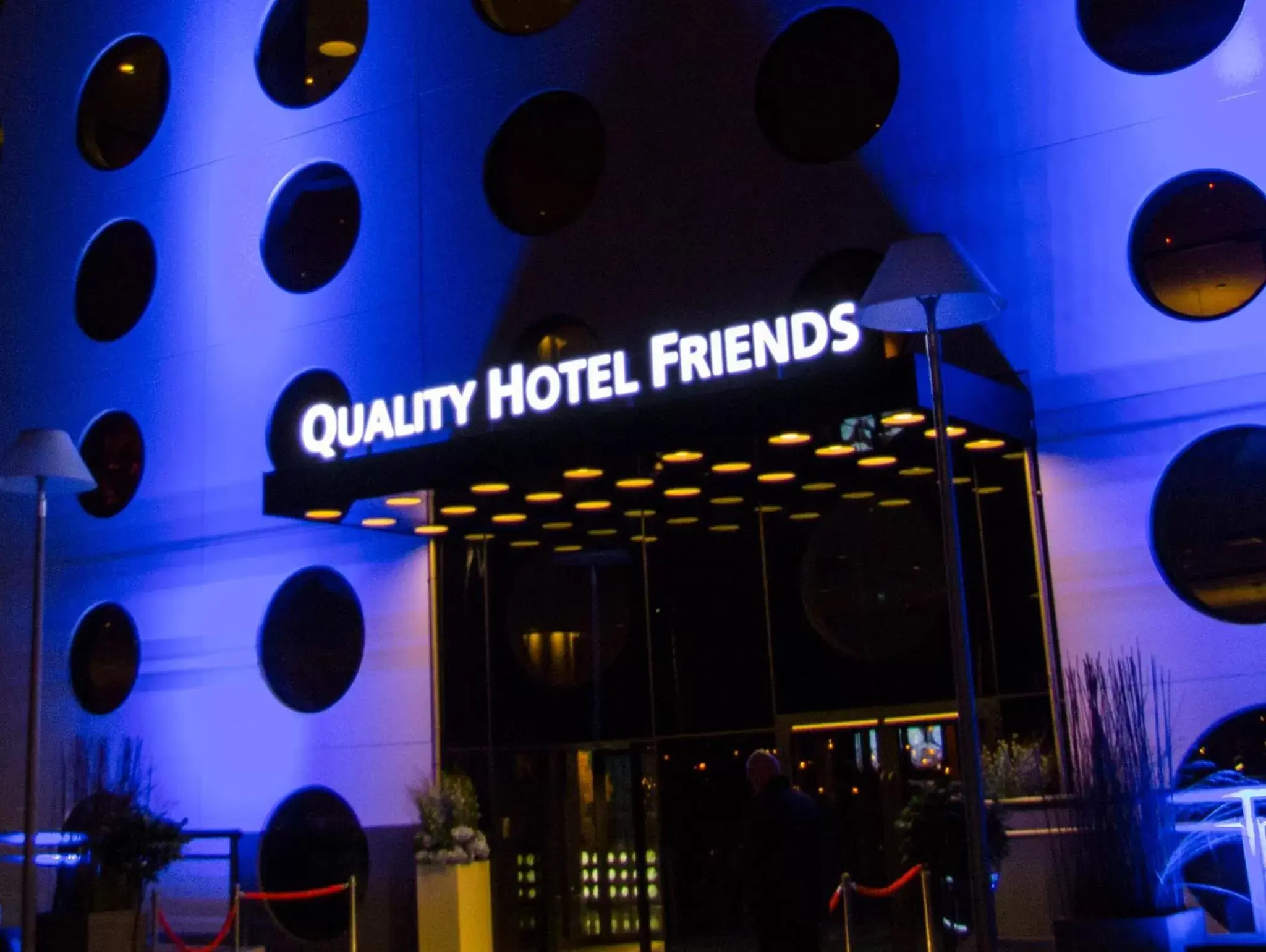 Facade/entrance in Quality Hotel Friends