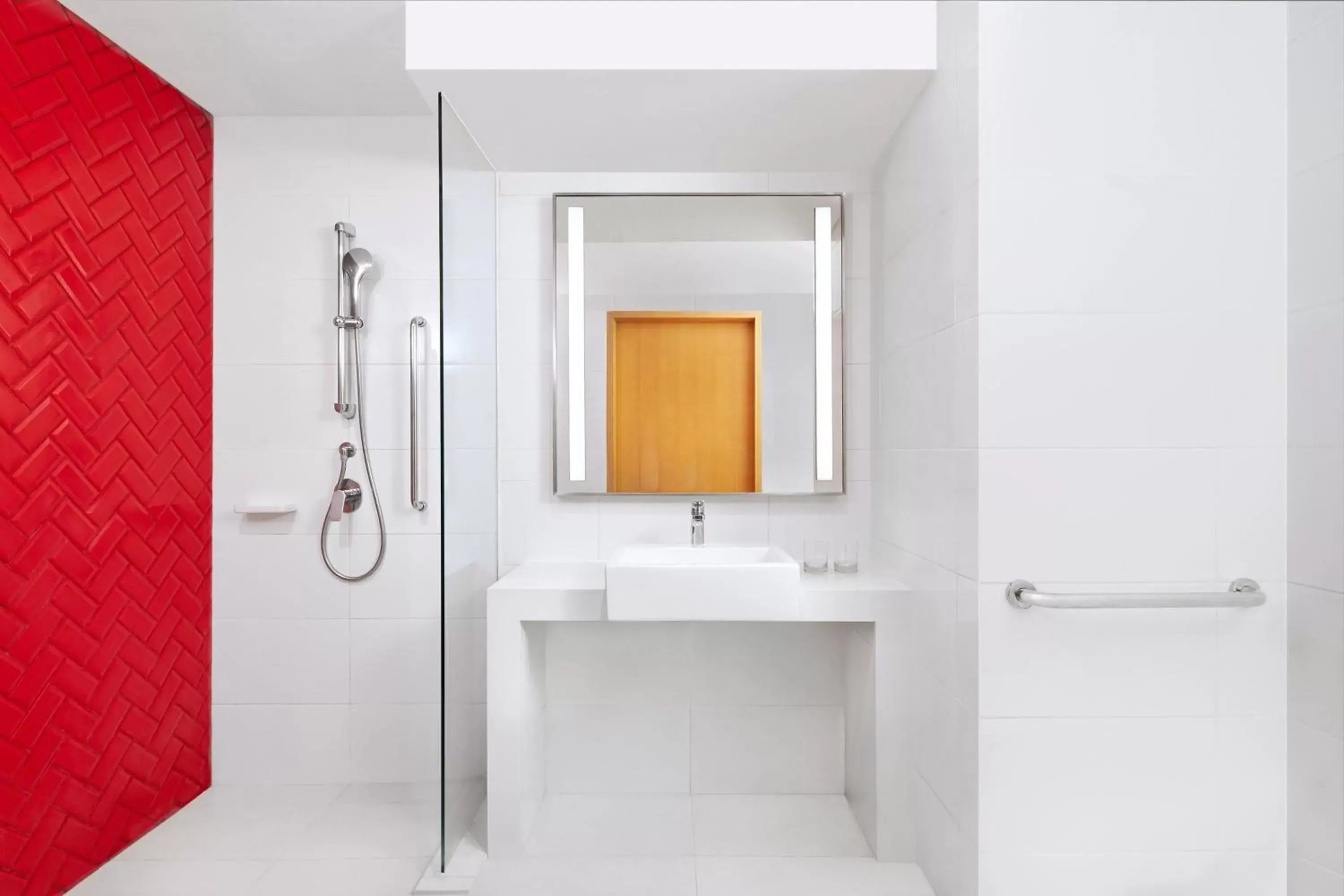 Bathroom in Four Points by Sheraton Surabaya, Tunjungan Plaza