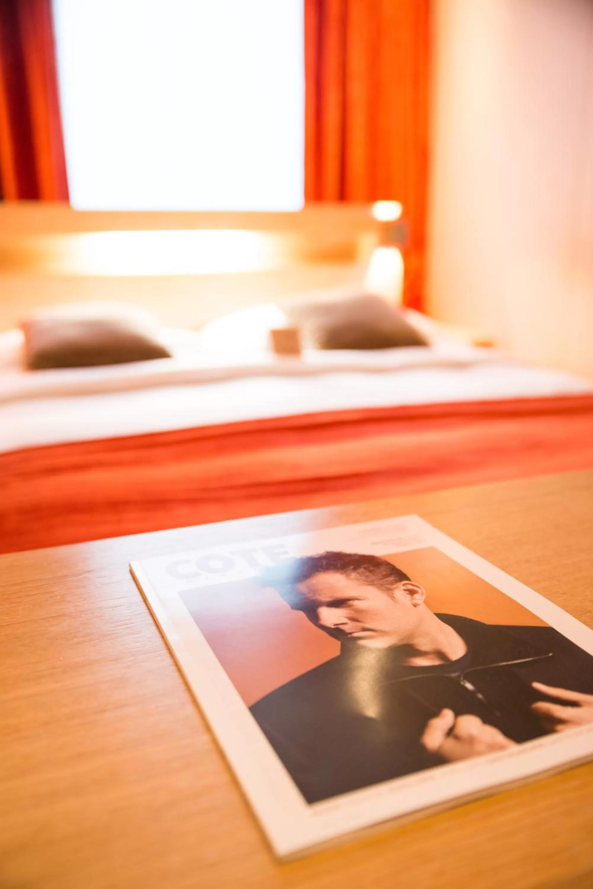 Bed in Golden Tulip Opera de Noailles