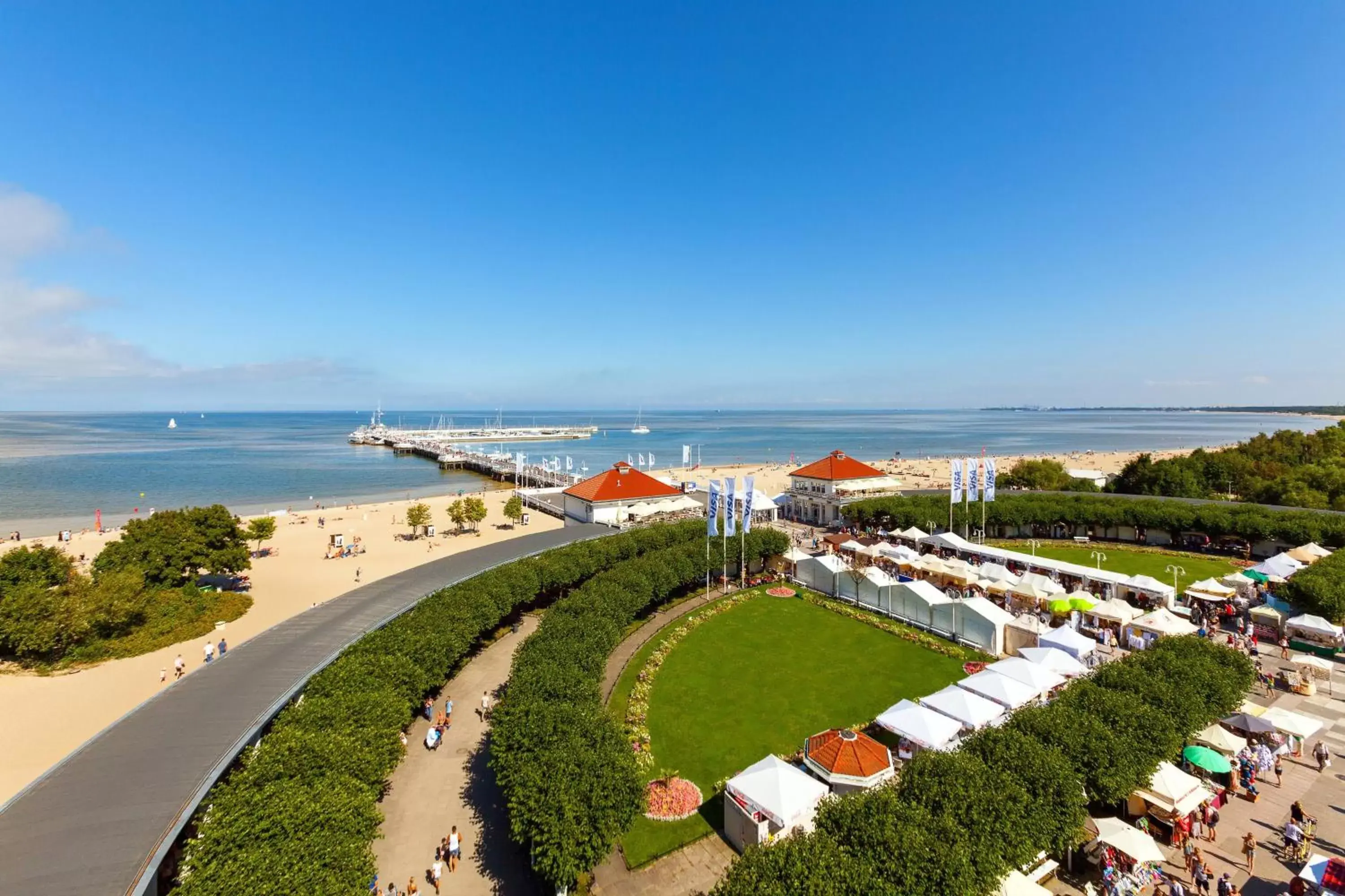 Photo of the whole room, Bird's-eye View in Sheraton Sopot Hotel