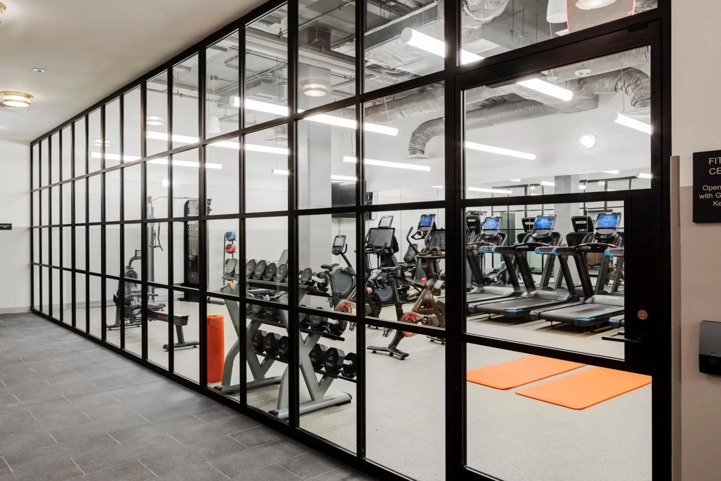 Fitness centre/facilities in Canopy By Hilton Boston Downtown