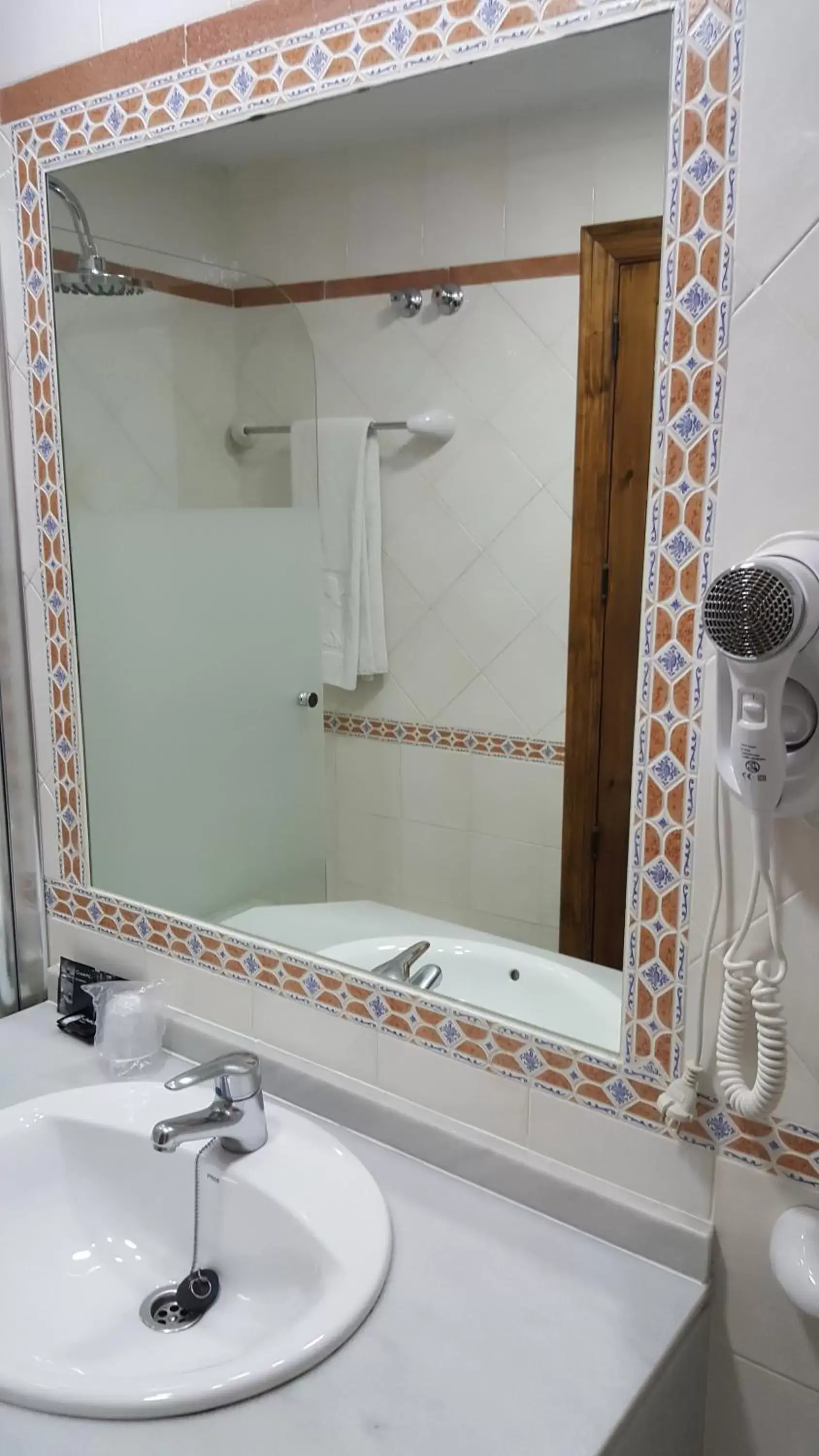 Bathroom in Hotel Mezquita