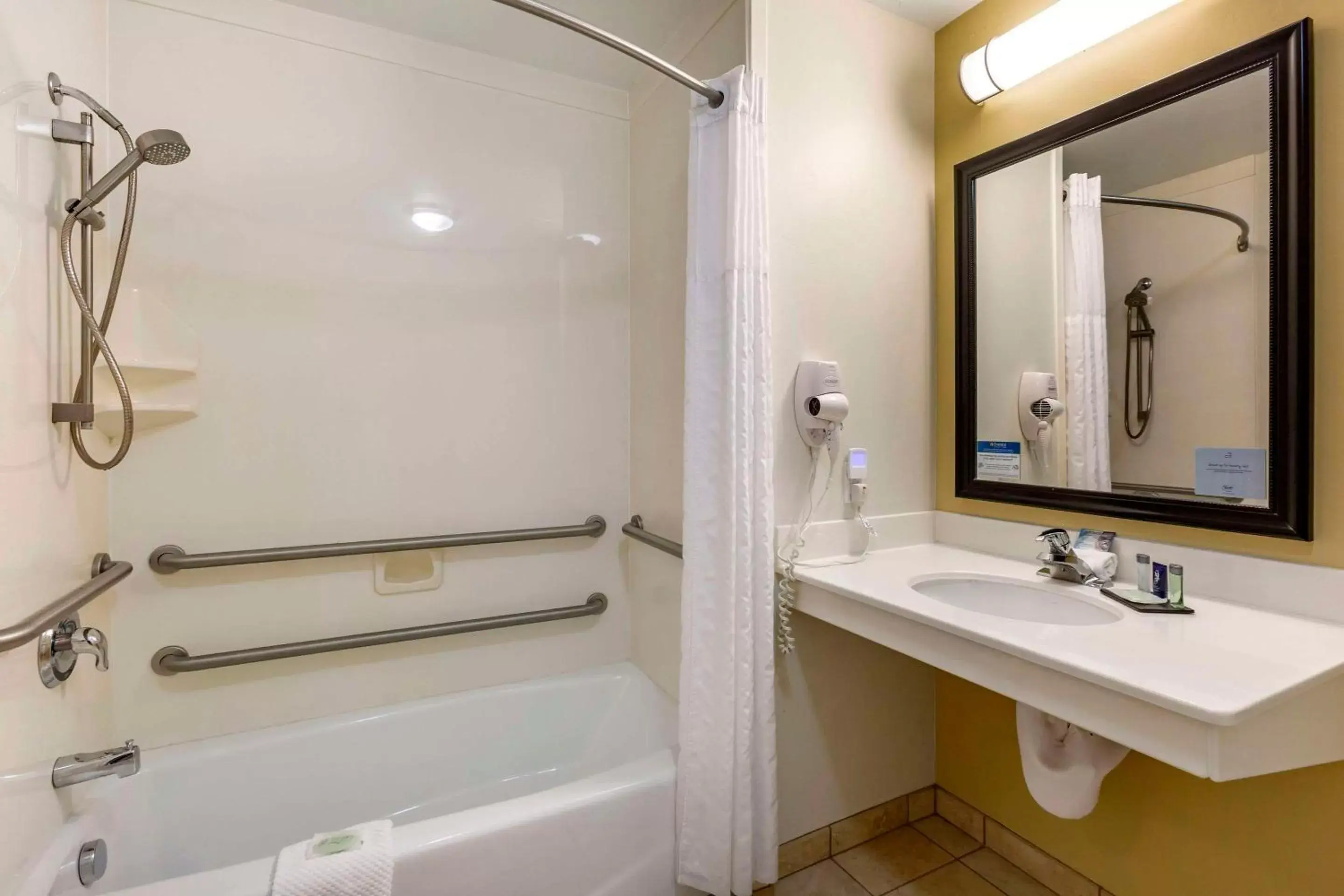 Bedroom, Bathroom in Sleep Inn & Suites Idaho Falls Gateway to Yellowstone