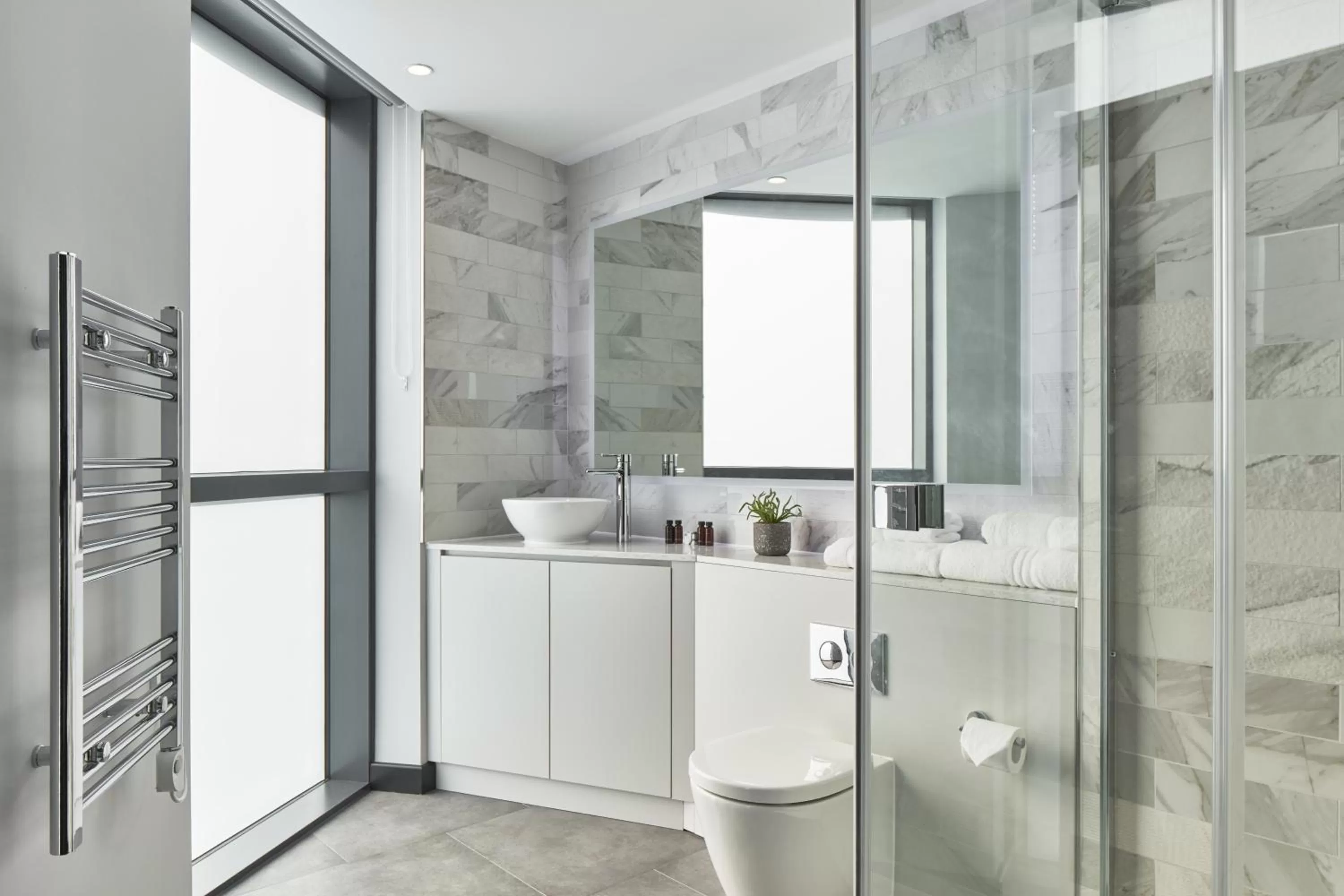 Bathroom in ARK Canary Wharf