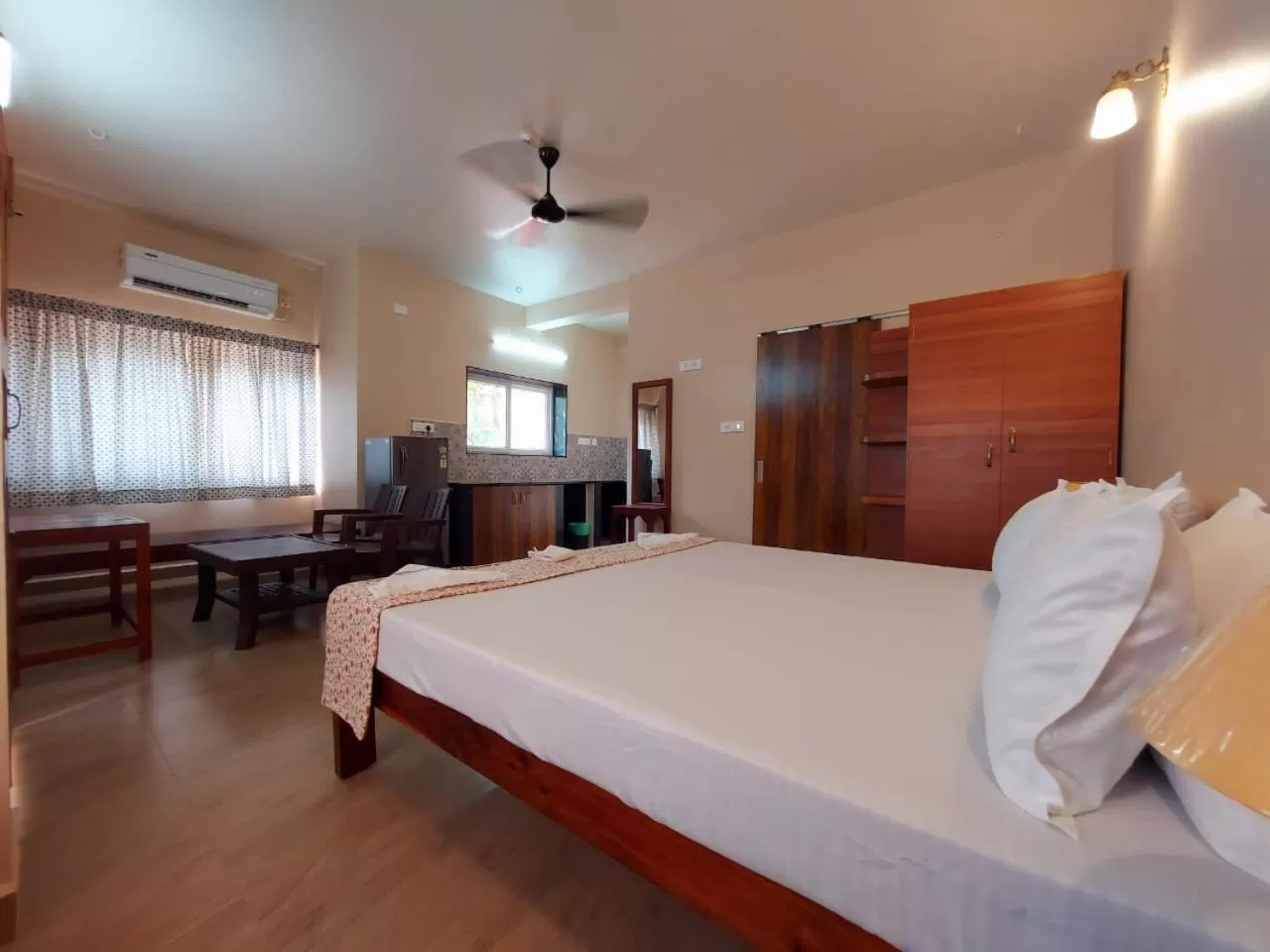 Bed in OmBodhi Retreat