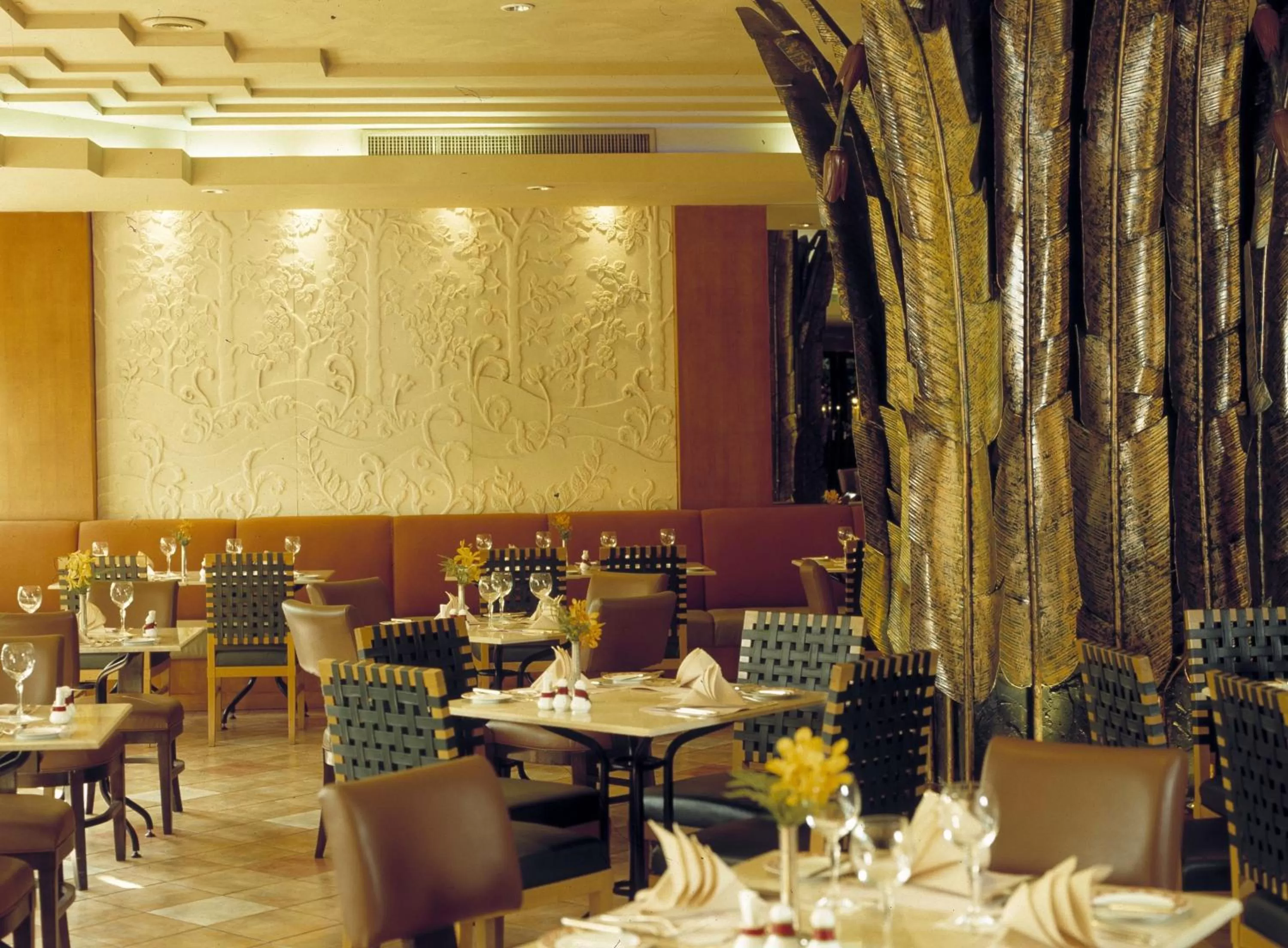 Restaurant/places to eat in Indra Regent Hotel