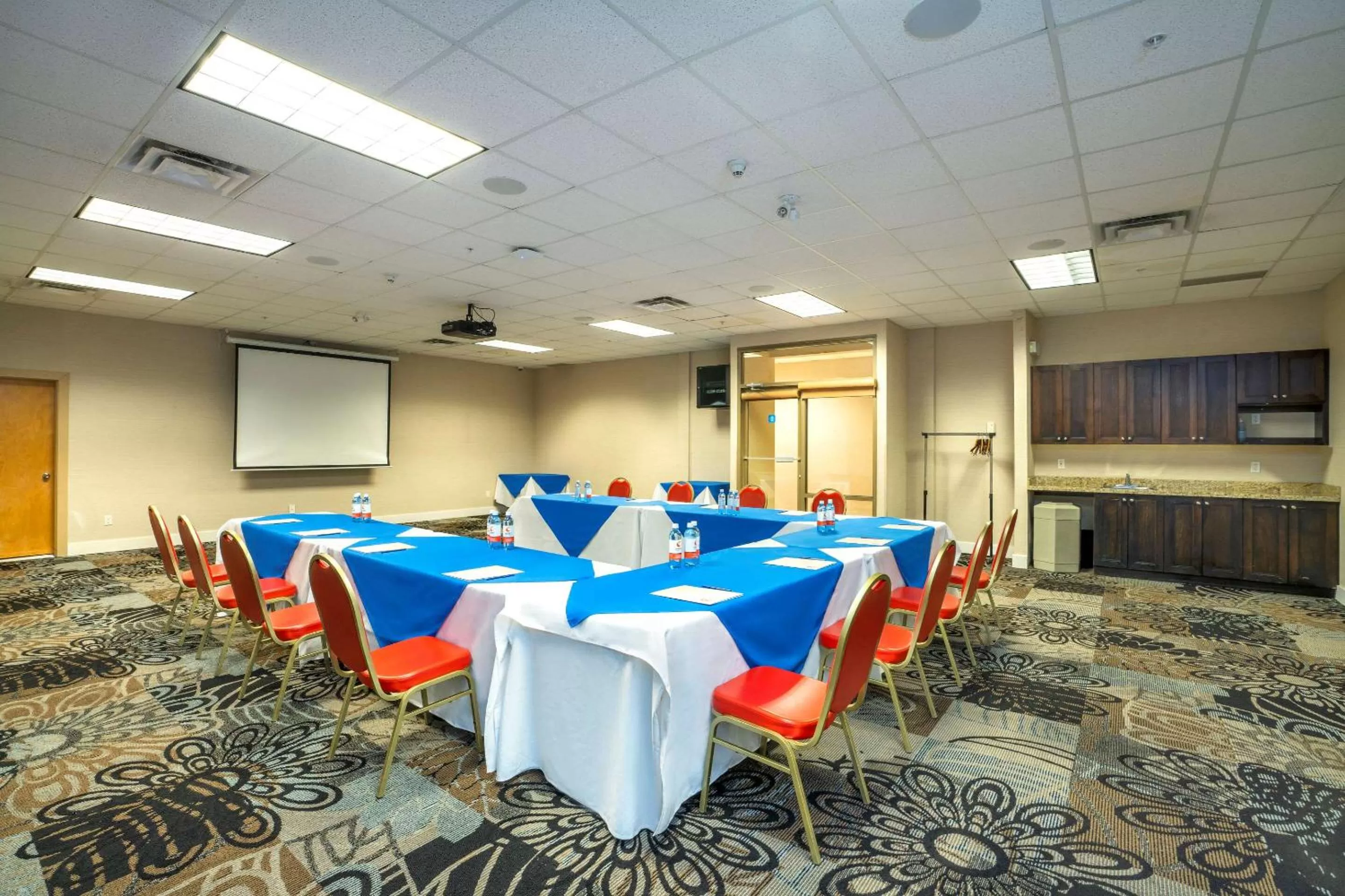 Meeting/conference room in Comfort Inn & Suites
