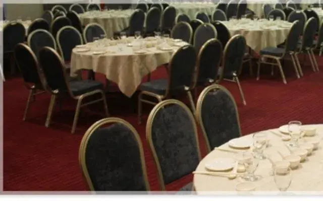 Banquet/Function facilities, Restaurant/Places to Eat in Fuller Hotel