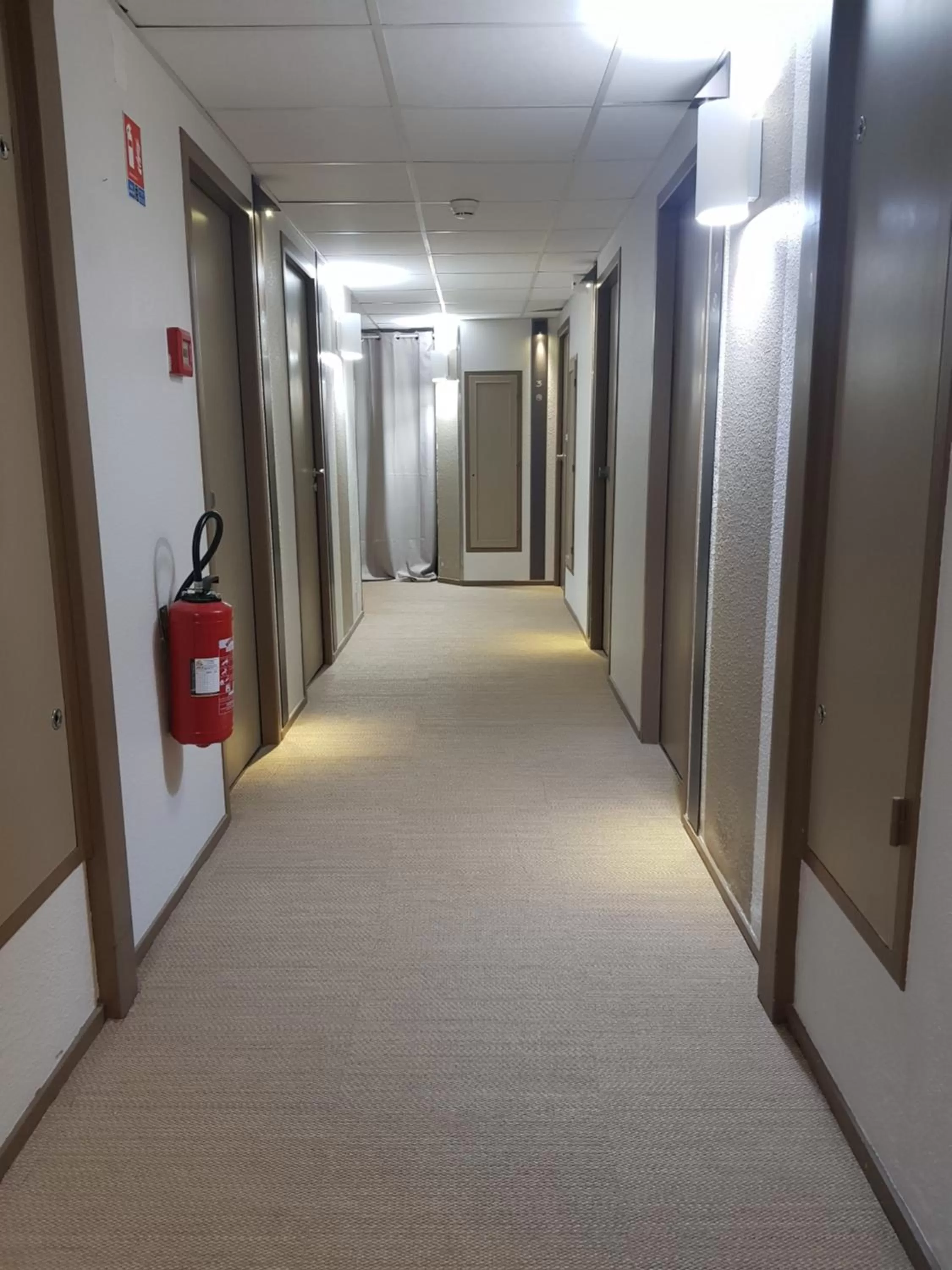 Lobby or reception in IKAR - Fasthotel Blois