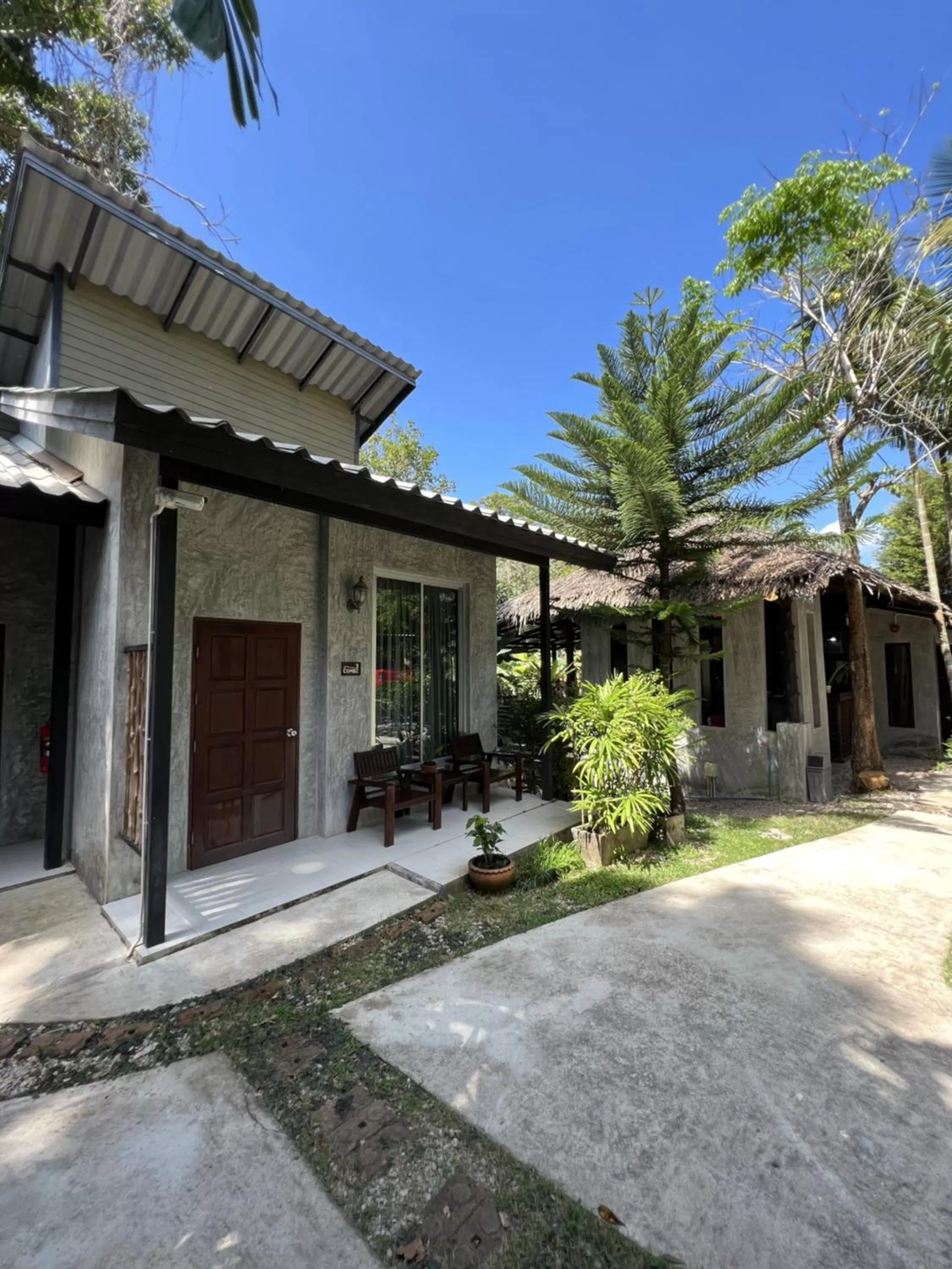 Property building in Aonang Third Place Hometel