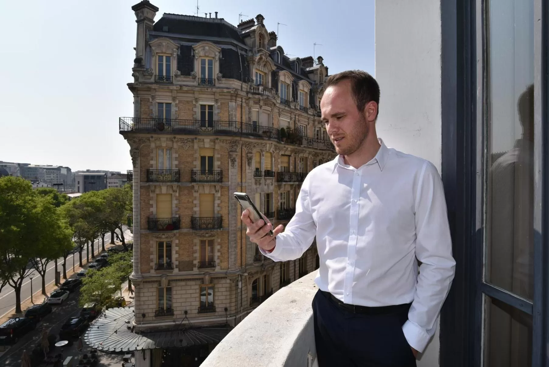 Balcony/Terrace in Grand Hotel des Brotteaux Lyon Ctre - Handwritten Collection