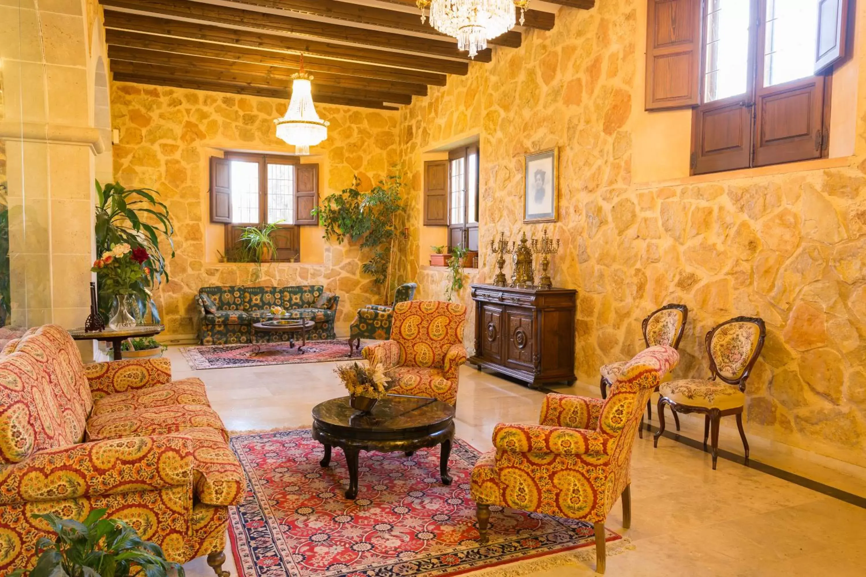 Communal lounge/ TV room, Seating Area in Hotel Torremilanos