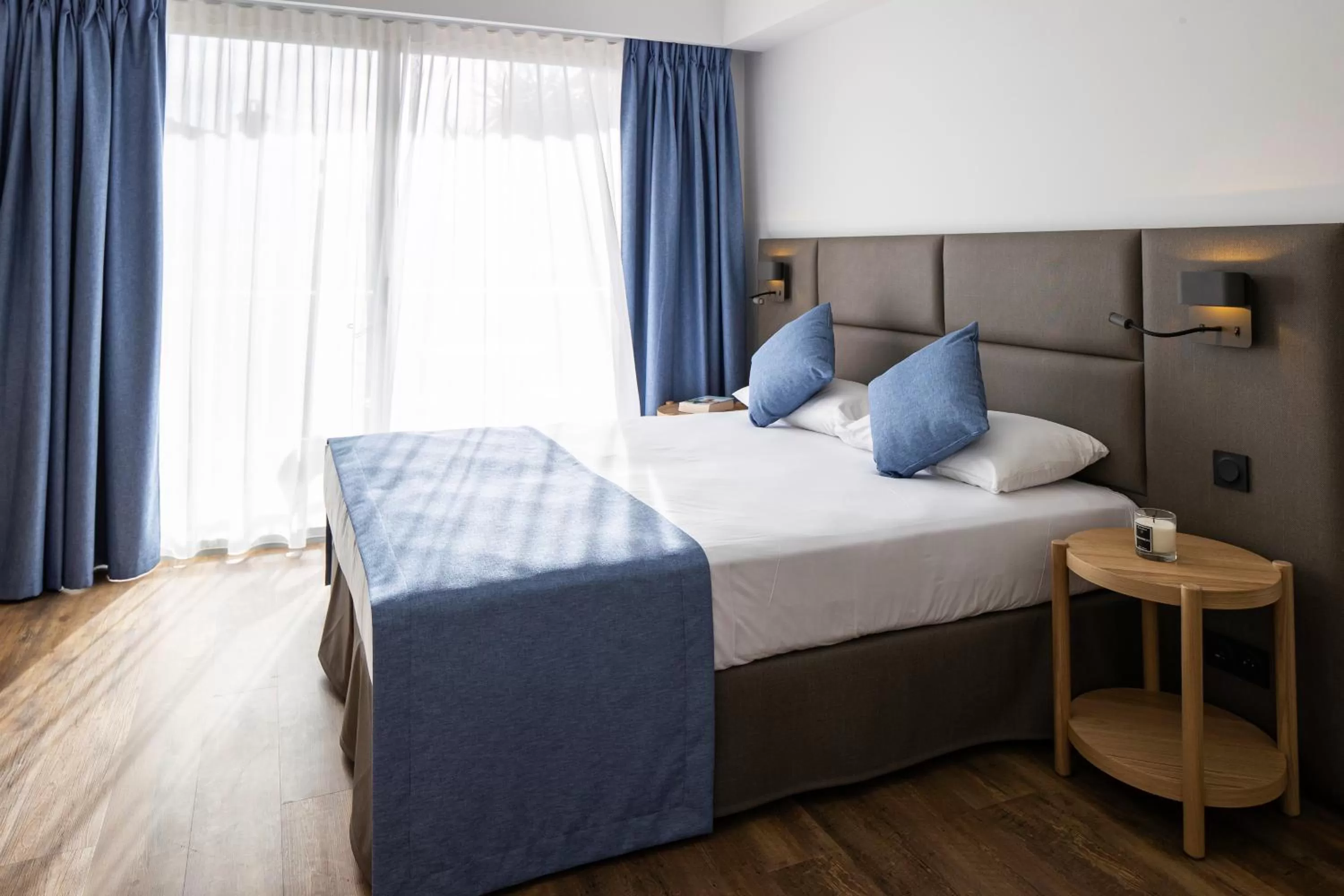 Bedroom, Bed in Résidence Carlton - Rénovée avec Piscine