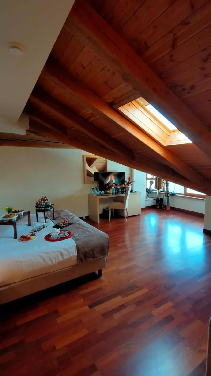 Bedroom, Bed in Savoia Resort