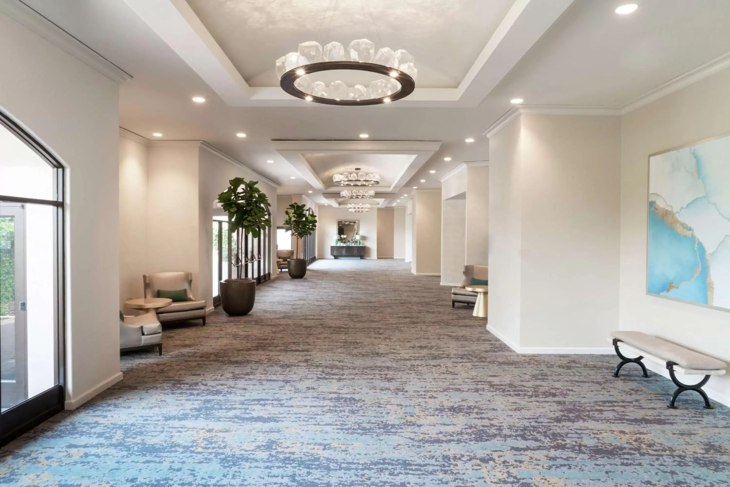 Meeting/conference room, Lobby/Reception in Hilton Santa Barbara Beachfront Resort