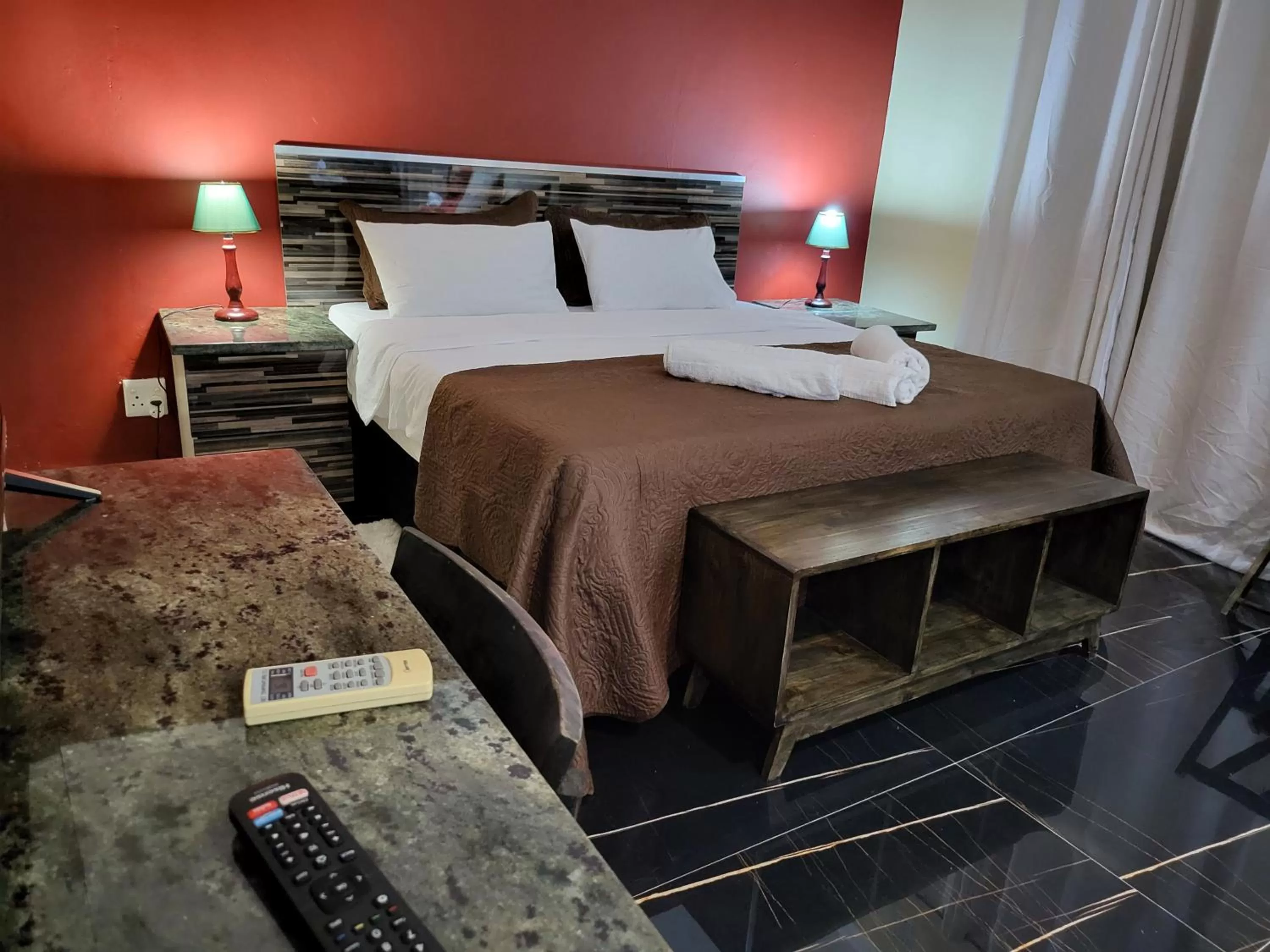 Bed in Gem of Manor drive