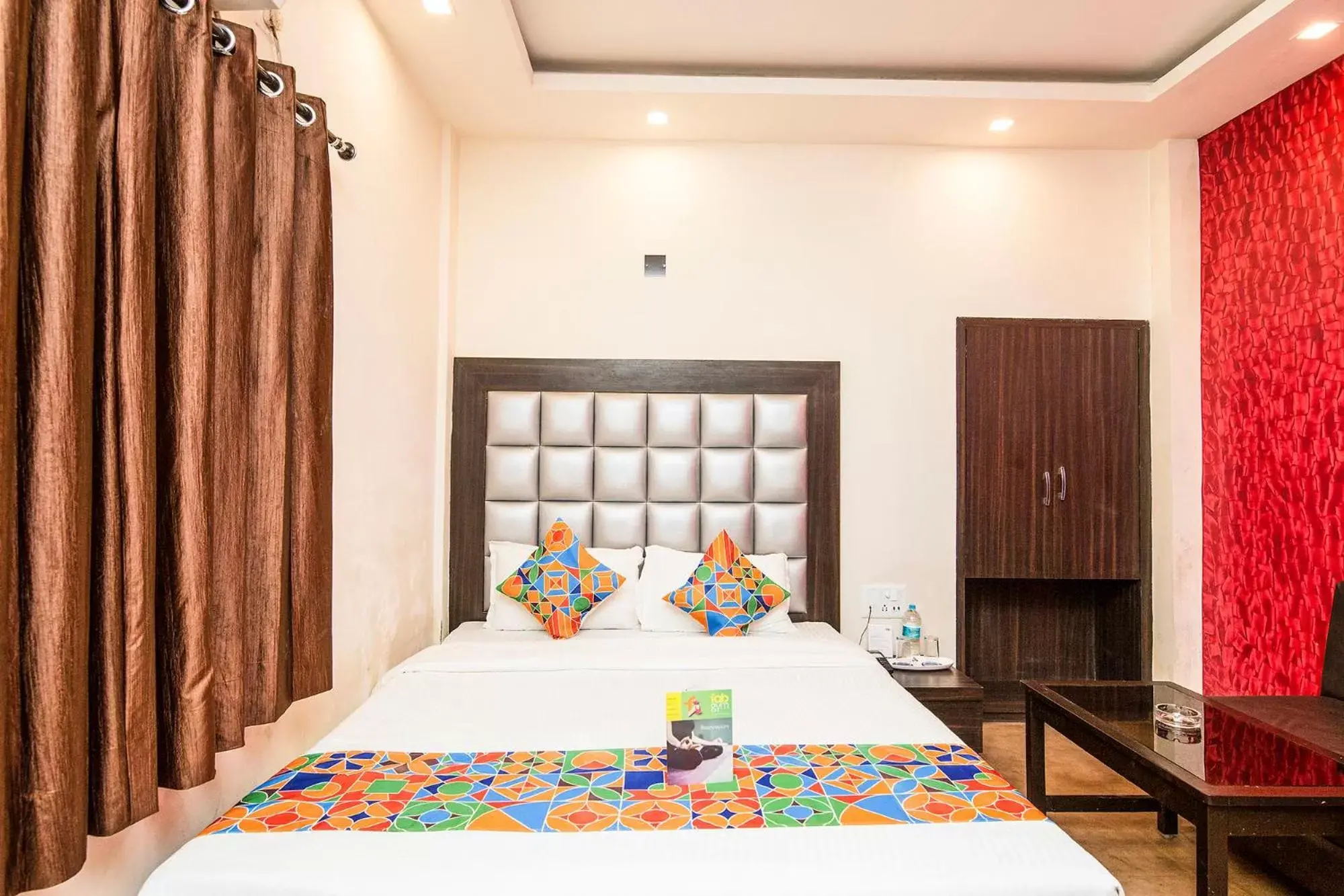 Bedroom, Bed in FabHotel De Sivalika Howrah