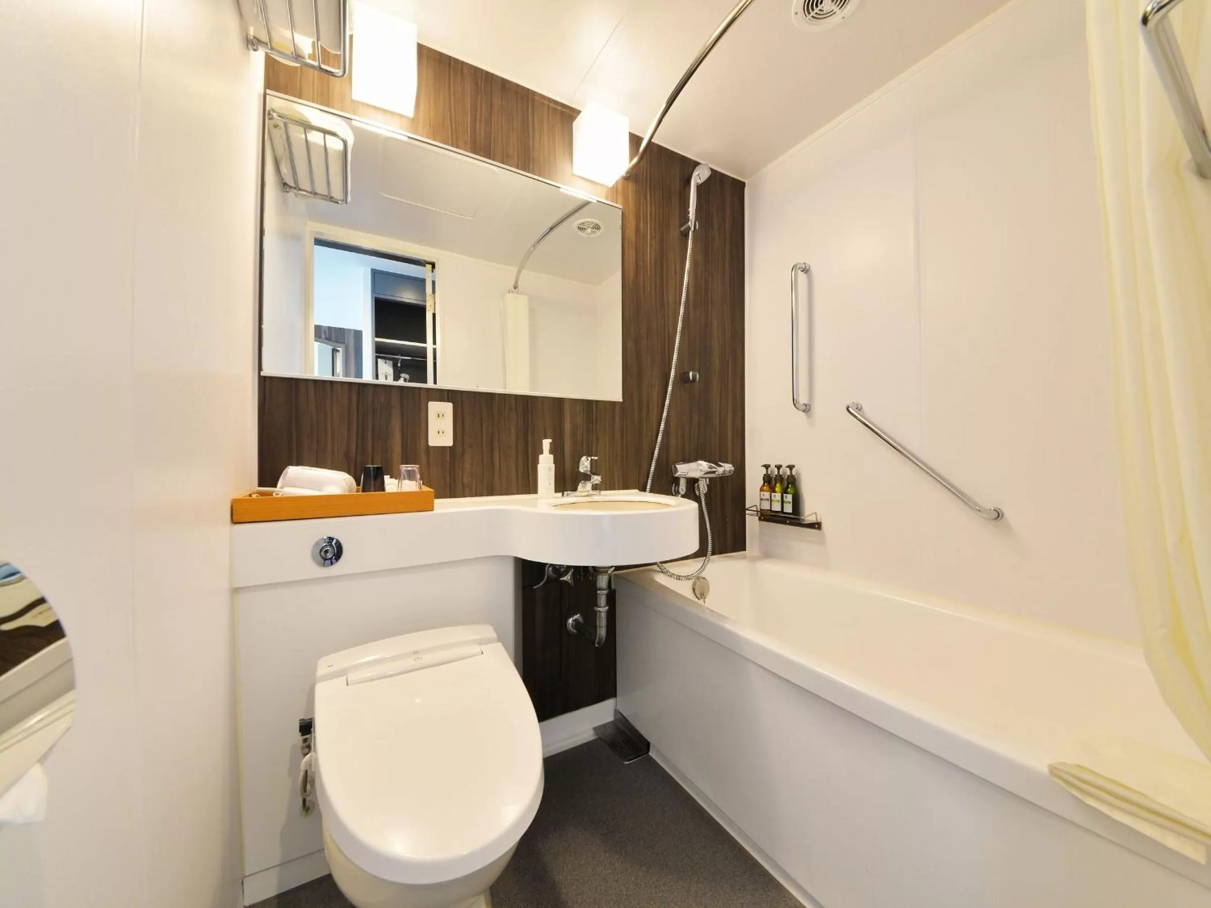 Bathroom in Hakodate Kokusai Hotel