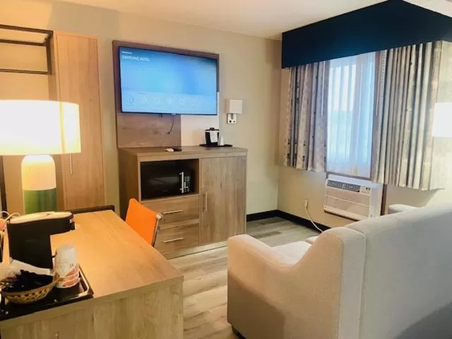 Quality Inn & Suites Ankeny-Des Moines