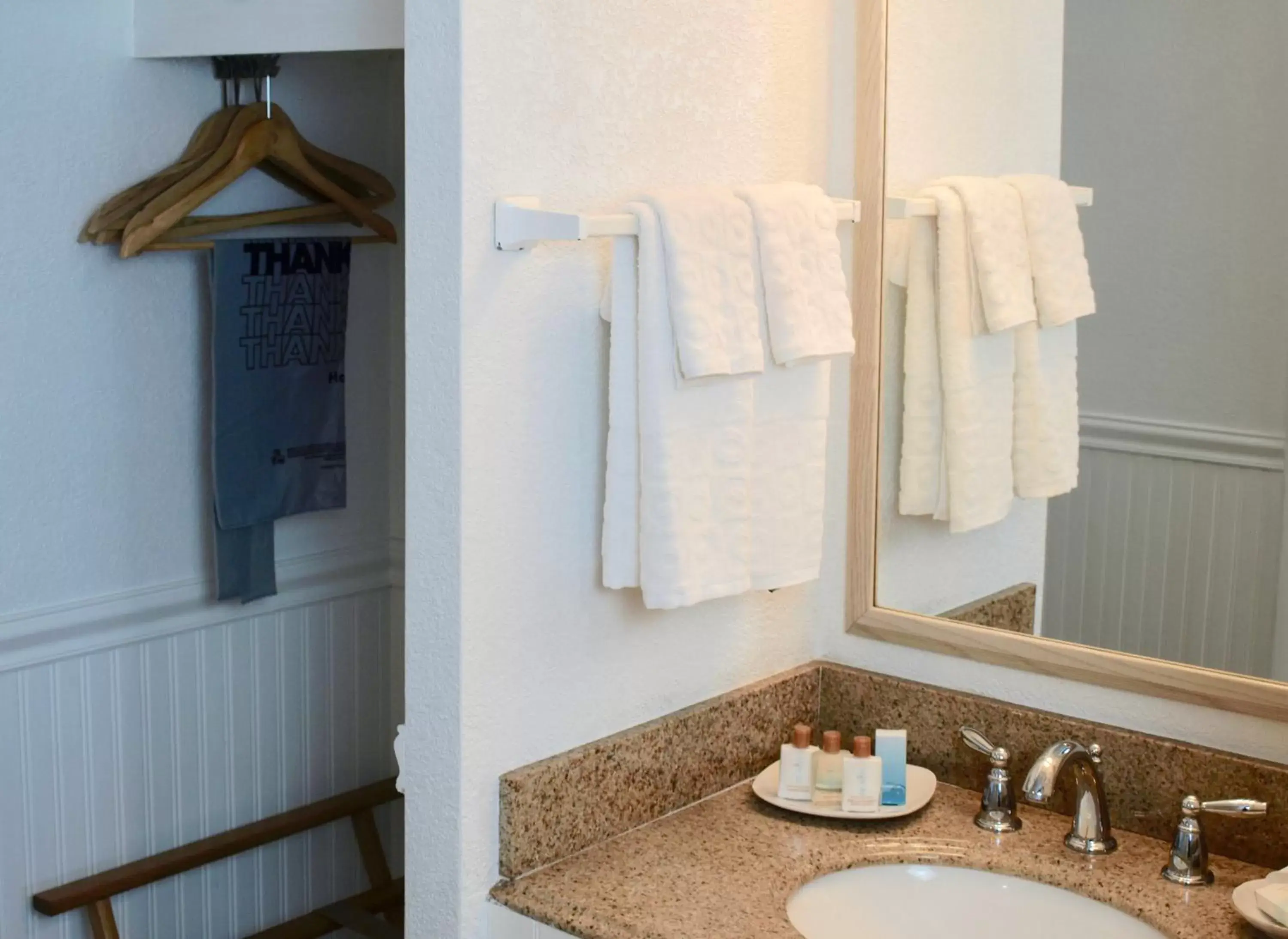 Bathroom in Atlantic View Hotel