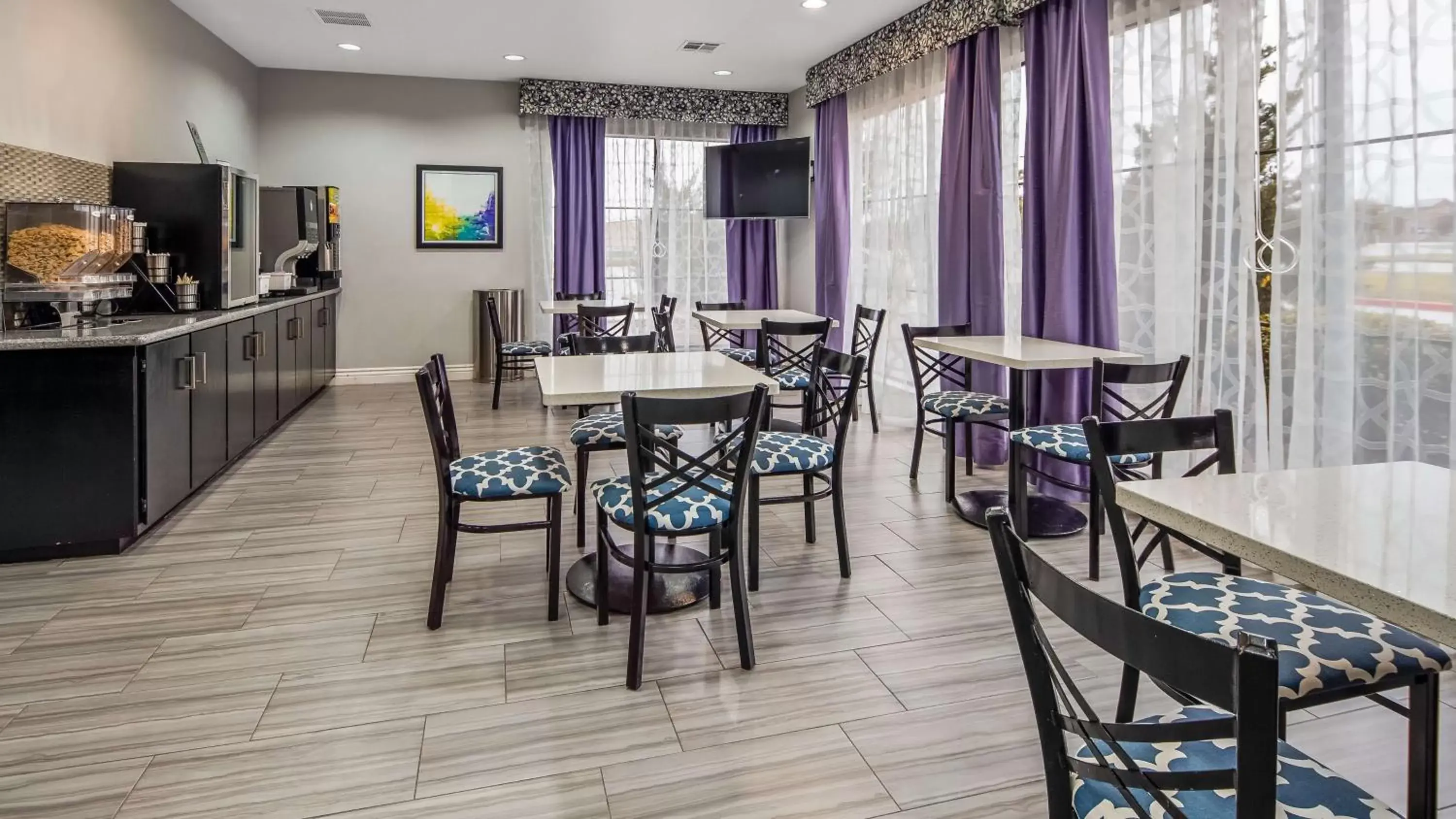 Restaurant/Places to Eat in Best Western Executive Inn Corsicana