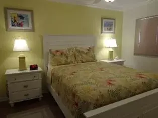 Photo of the whole room, Room Photo in Queens Gate Resort