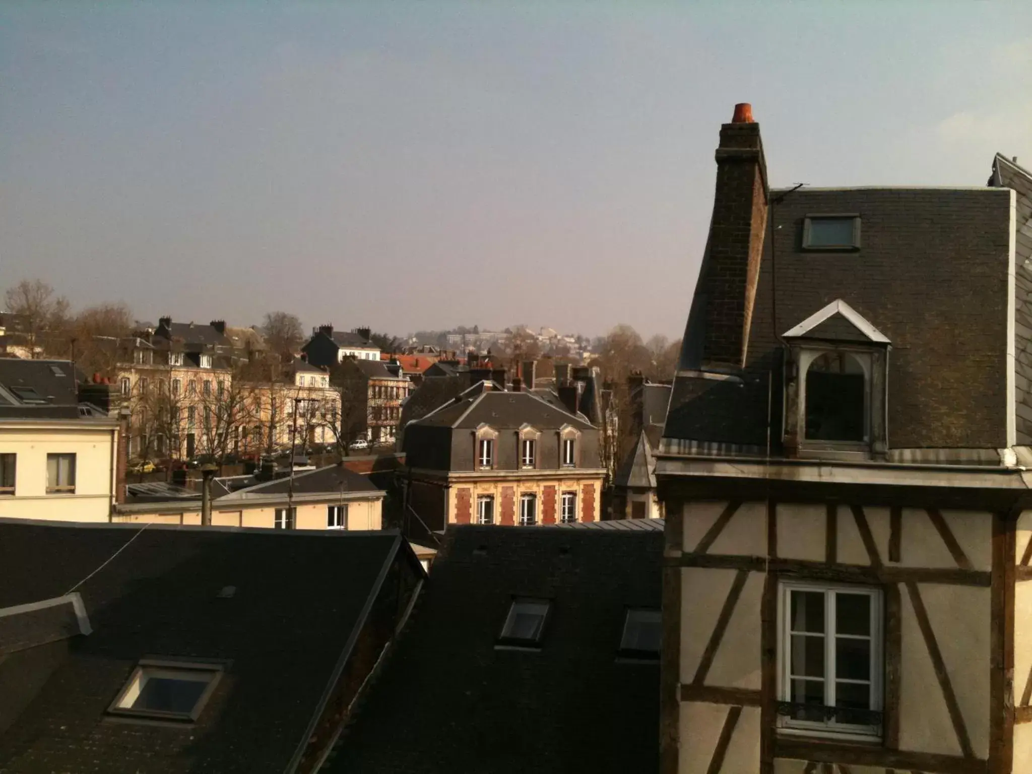 City view in Hotel Dandy Rouen centre